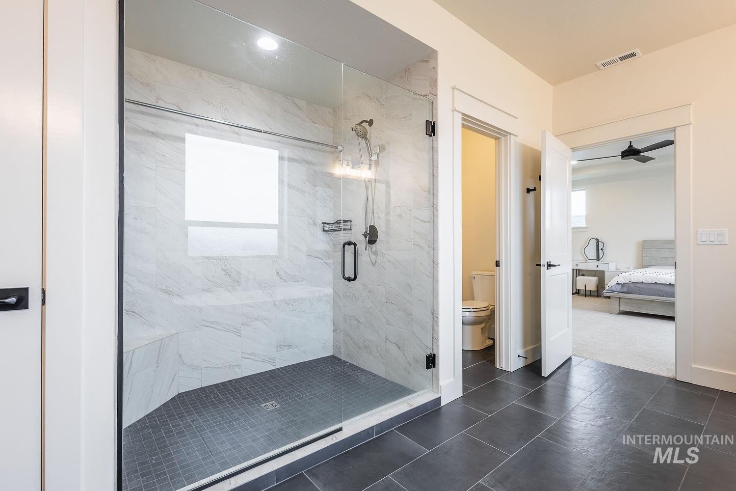 2752 E Sawtelle Peak St, Meridian, Idaho 83642-8538, 5 Bedrooms, 4.5 Bathrooms, Residential For Sale, Price $959,000,MLS 98973208