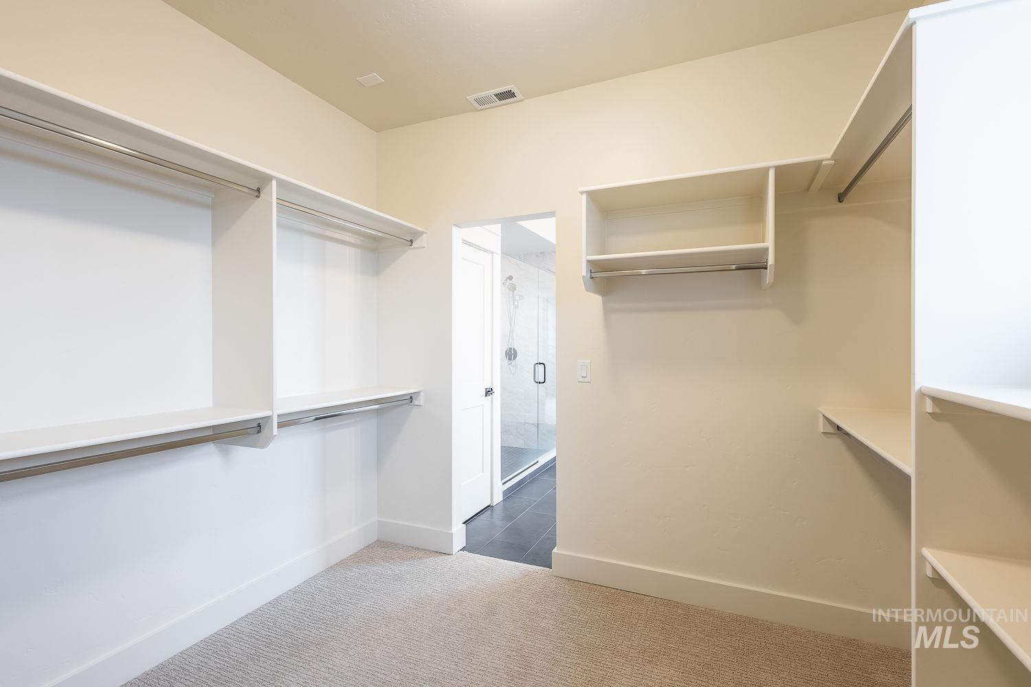 2752 E Sawtelle Peak St, Meridian, Idaho 83642-8538, 5 Bedrooms, 4.5 Bathrooms, Residential For Sale, Price $959,000,MLS 98973208