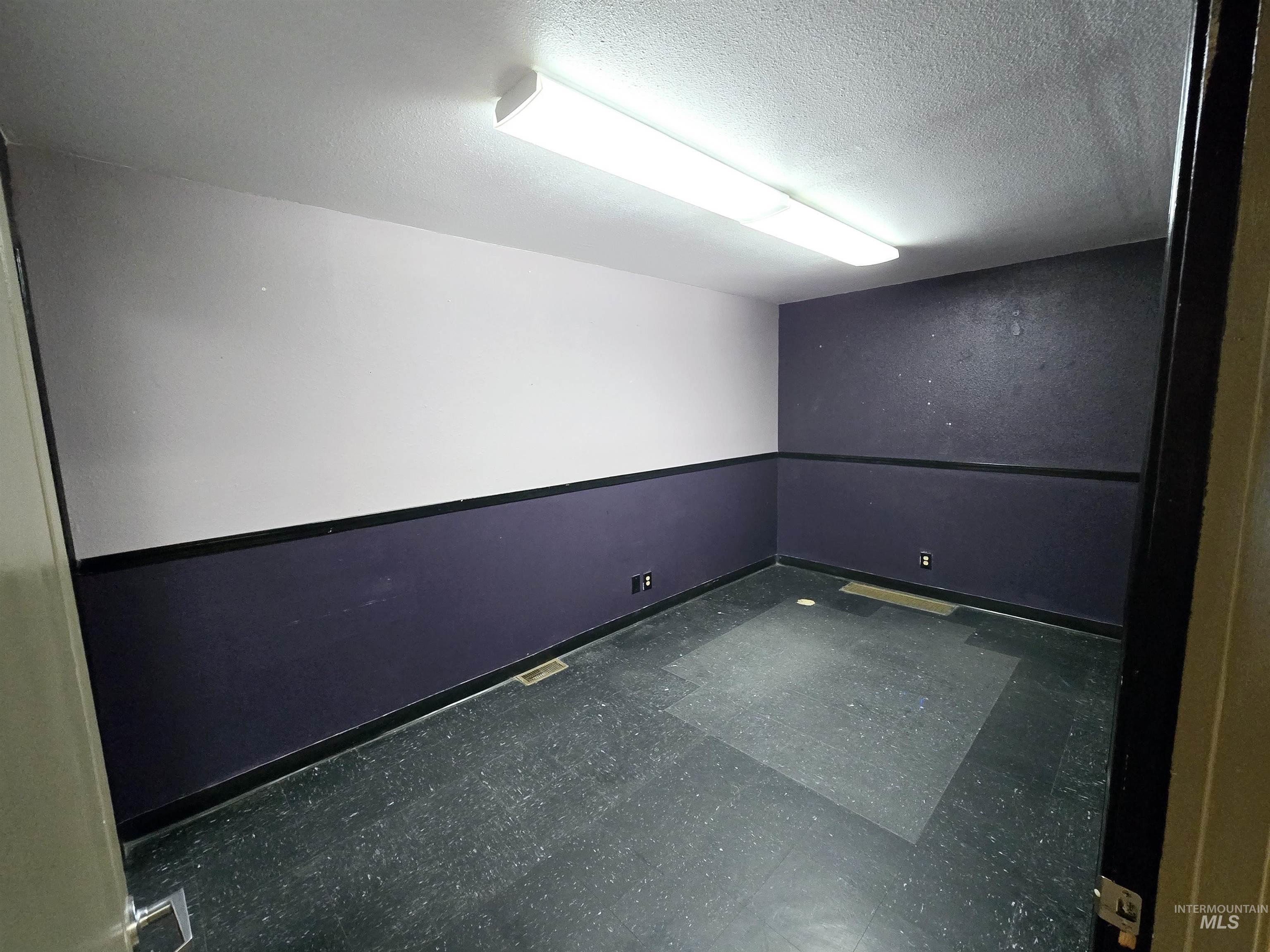 426 S Main, Twin Falls, Idaho 83301, Business/Commercial For Sale, Price $30,240,MLS 98973209