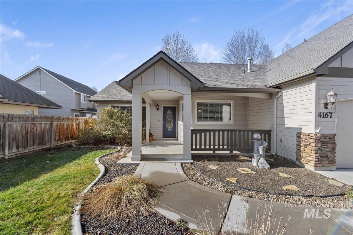 4167 N Arches Way, Meridian, Idaho 83646, 4 Bedrooms, 3 Bathrooms, Residential For Sale, Price $620,000,MLS 98973210