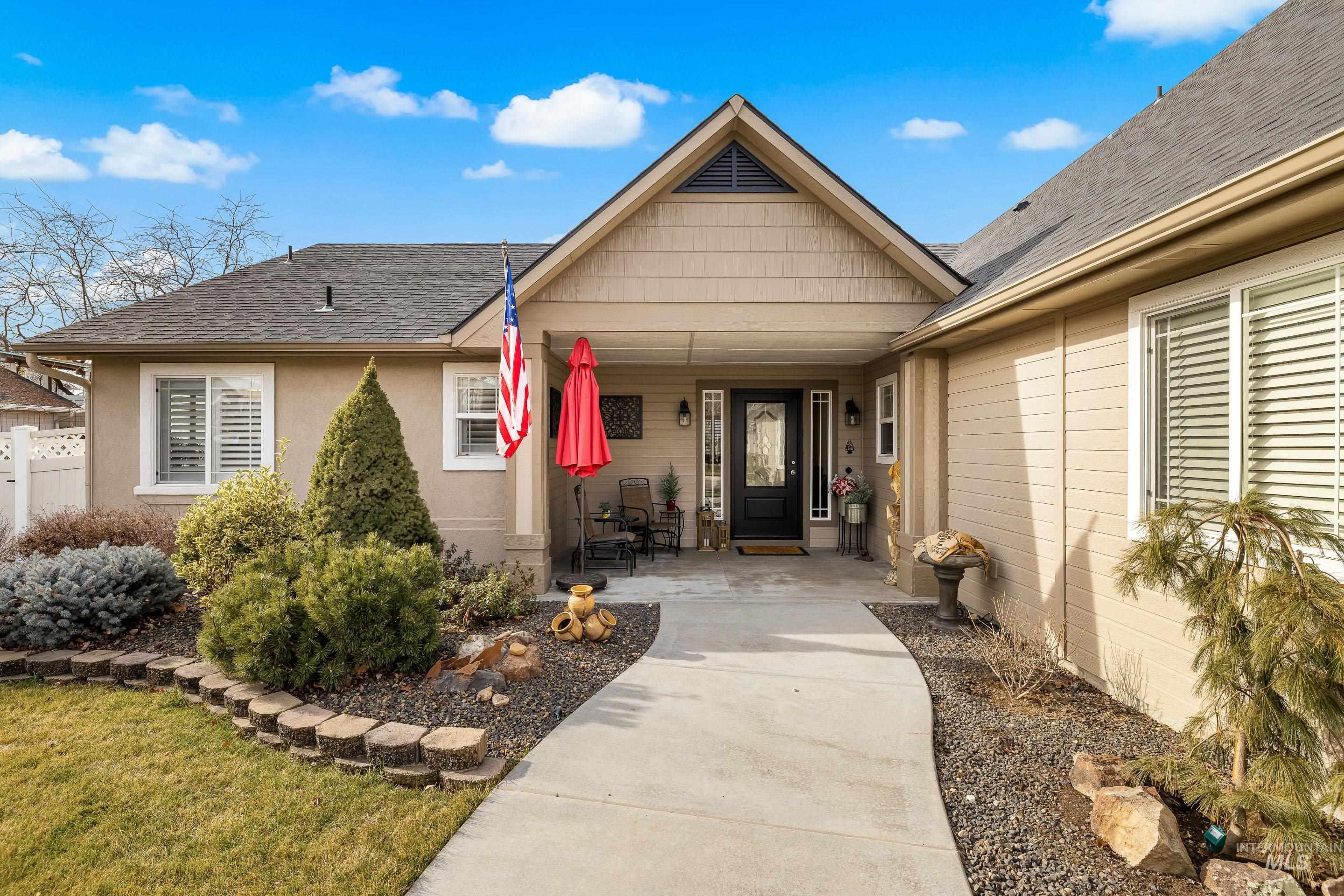 3631 N Alexis Way, Meridian, Idaho 83646, 3 Bedrooms, 2.5 Bathrooms, Residential For Sale, Price $554,500,MLS 98973213