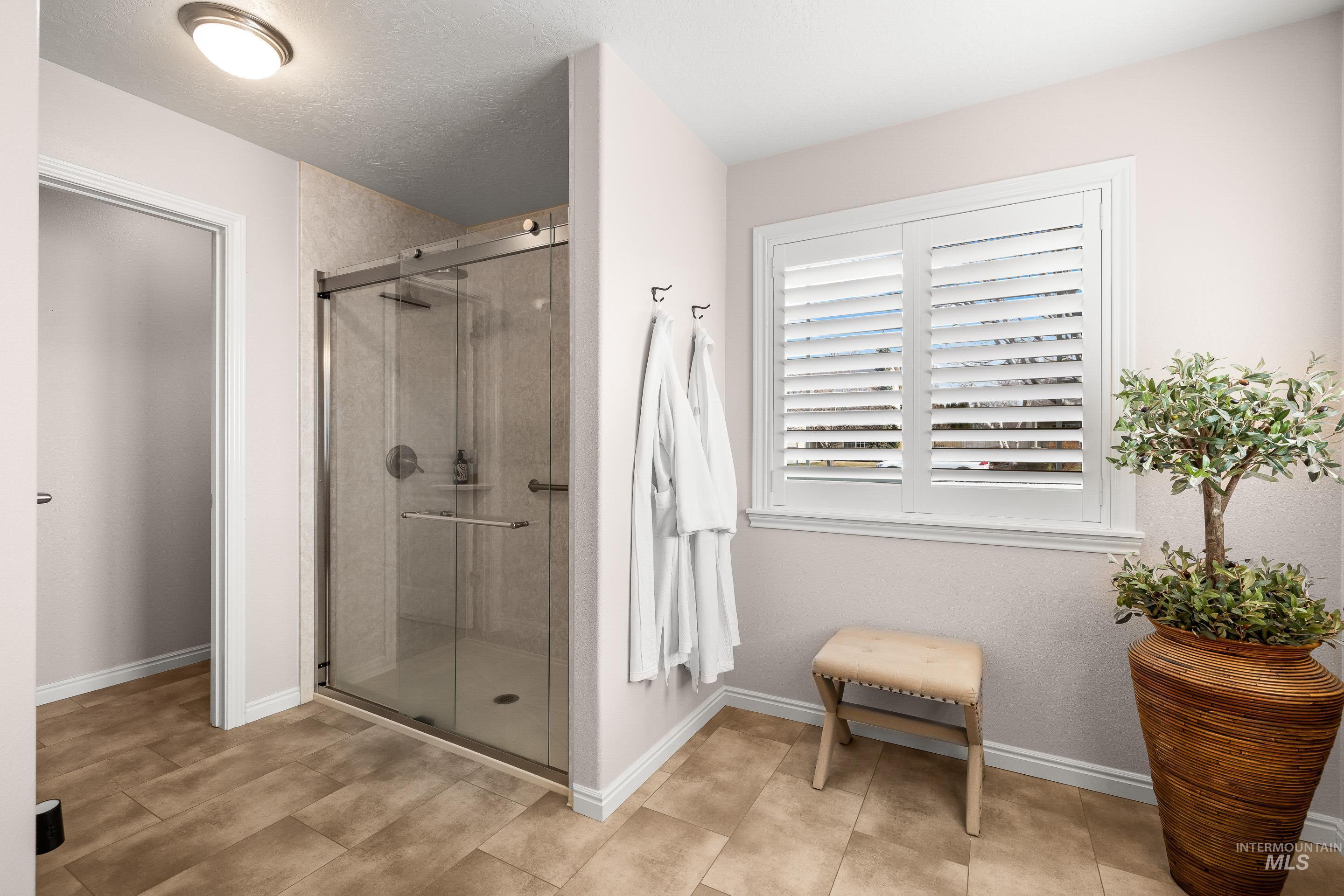 3631 N Alexis Way, Meridian, Idaho 83646, 3 Bedrooms, 2.5 Bathrooms, Residential For Sale, Price $554,500,MLS 98973213