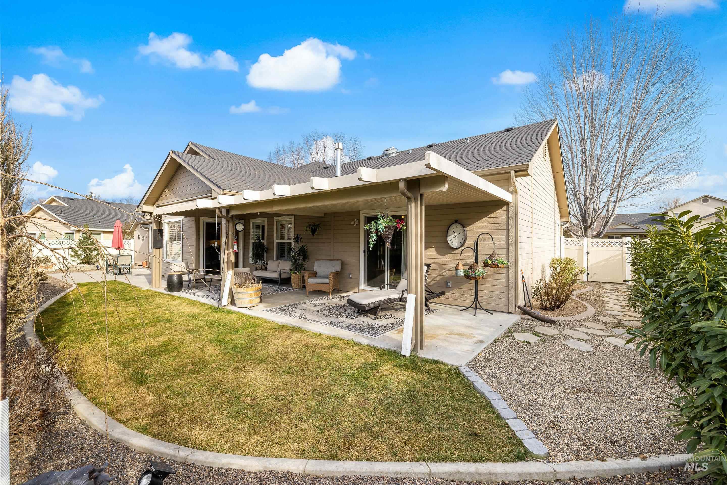 3631 N Alexis Way, Meridian, Idaho 83646, 3 Bedrooms, 2.5 Bathrooms, Residential For Sale, Price $554,500,MLS 98973213