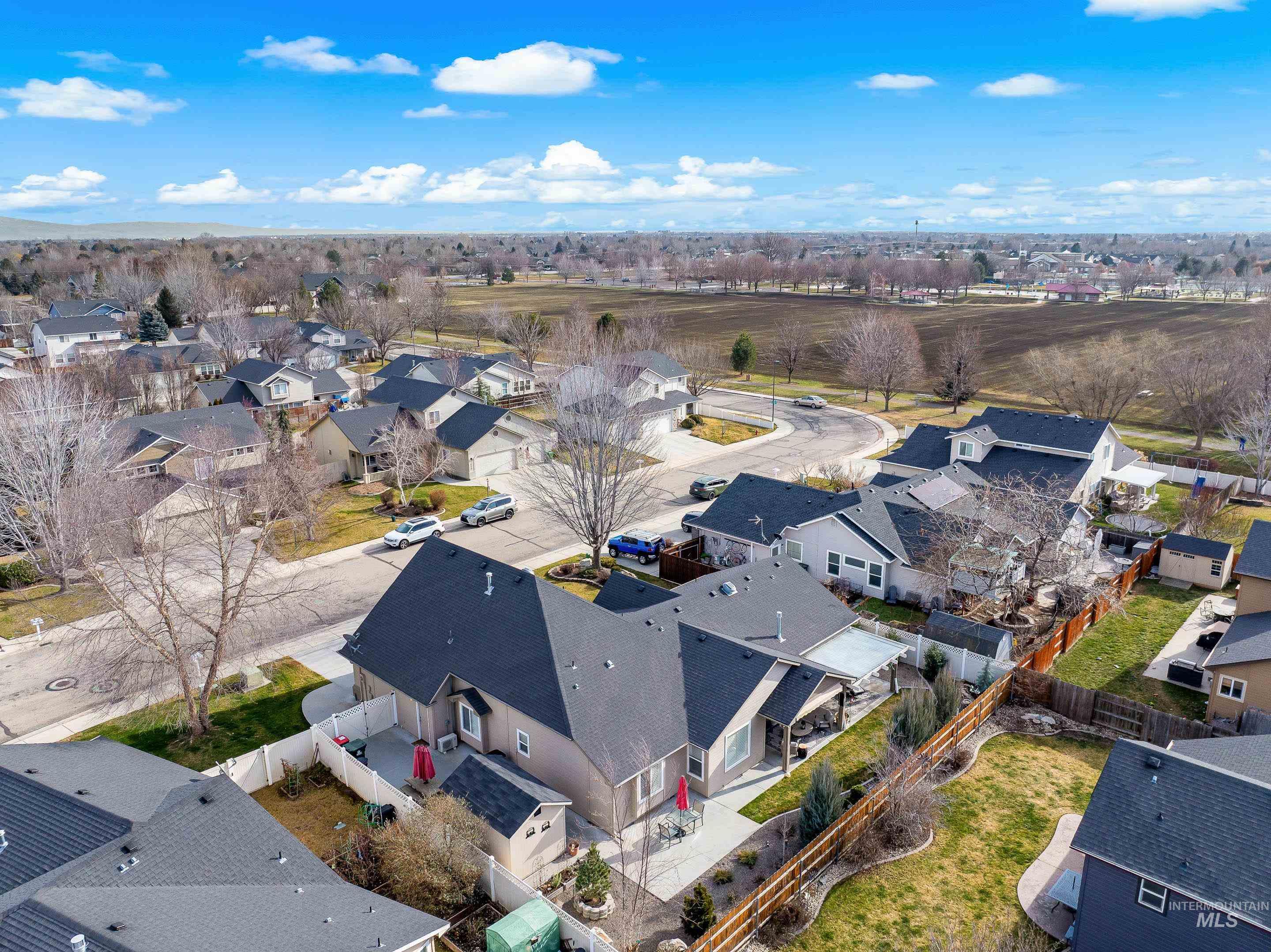 3631 N Alexis Way, Meridian, Idaho 83646, 3 Bedrooms, 2.5 Bathrooms, Residential For Sale, Price $554,500,MLS 98973213