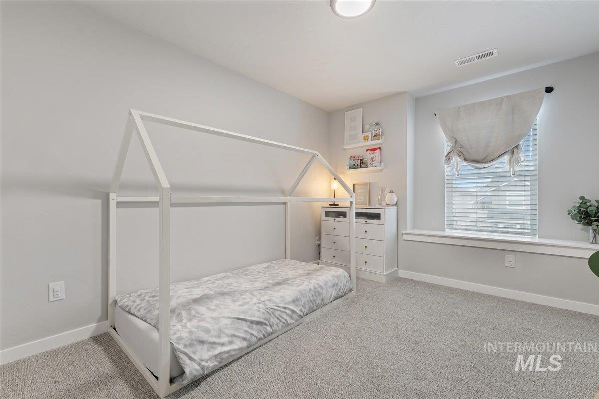 5051 W Lesina, Meridian, Idaho 83646, 4 Bedrooms, 2.5 Bathrooms, Residential For Sale, Price $525,000,MLS 98973215