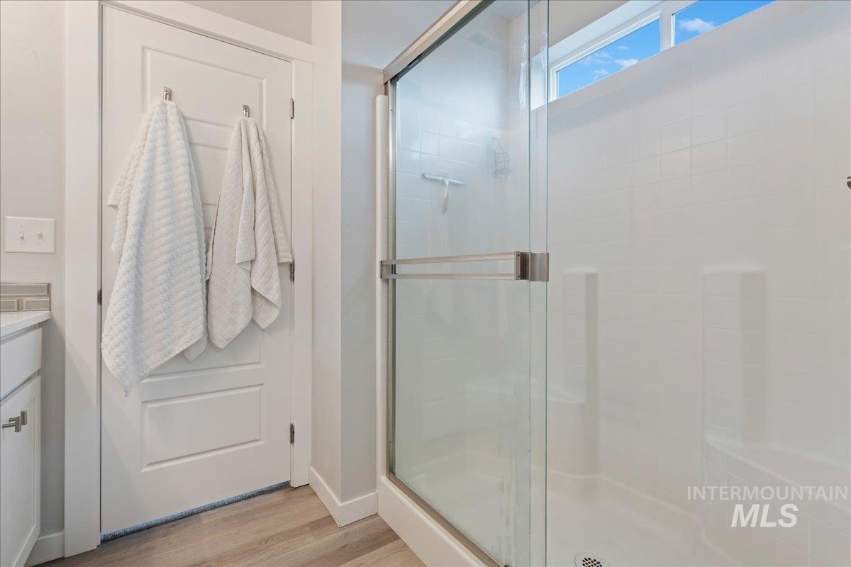 5051 W Lesina, Meridian, Idaho 83646, 4 Bedrooms, 2.5 Bathrooms, Residential For Sale, Price $515,000, 98973215