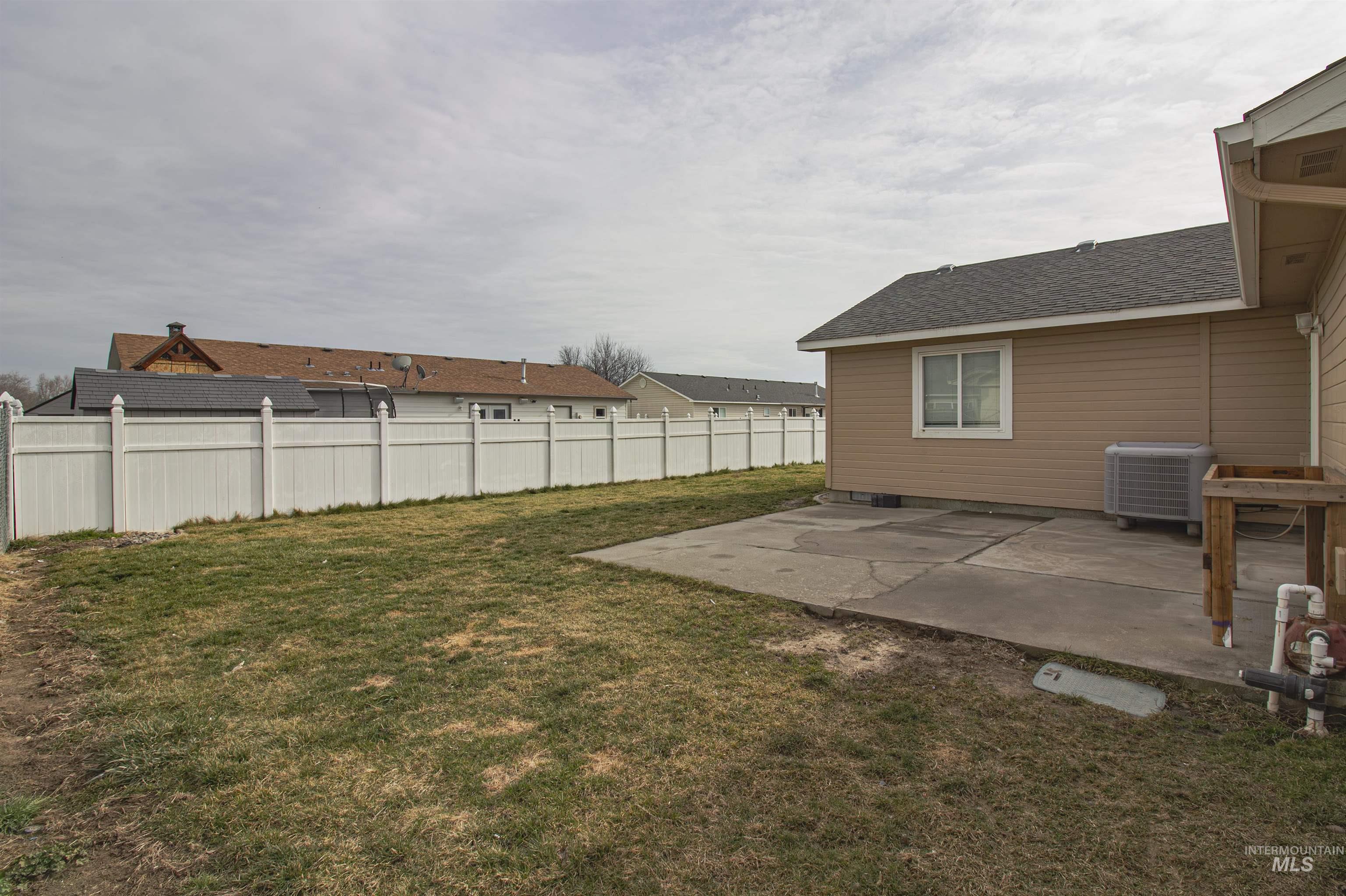 1346 N 1st Street, Payette, Idaho 83661, 3 Bedrooms, 2 Bathrooms, Residential For Sale, Price $310,000,MLS 98973216