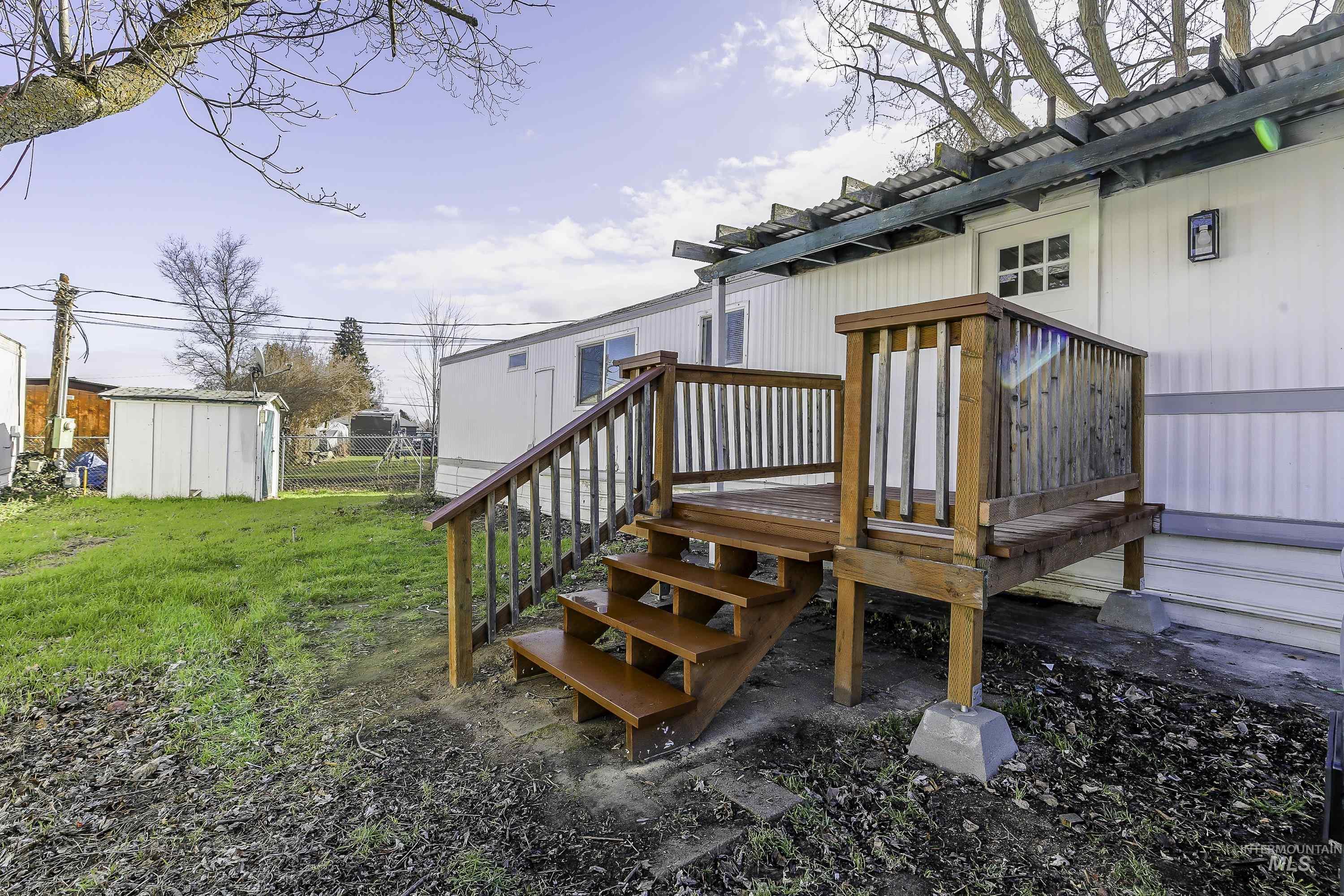 631 Warner Ave. #18, Lewiston, Idaho 83501, 2 Bedrooms, 1 Bathroom, Residential For Sale, Price $72,500,MLS 98973217