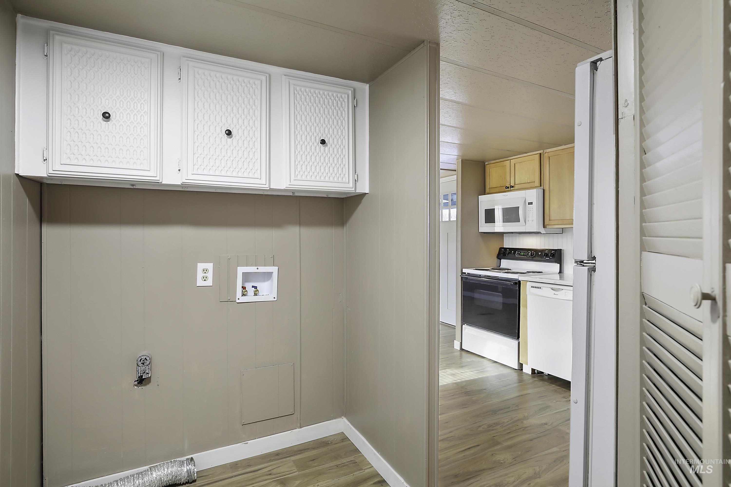 631 Warner Ave. #18, Lewiston, Idaho 83501, 2 Bedrooms, 1 Bathroom, Residential For Sale, Price $72,500,MLS 98973217