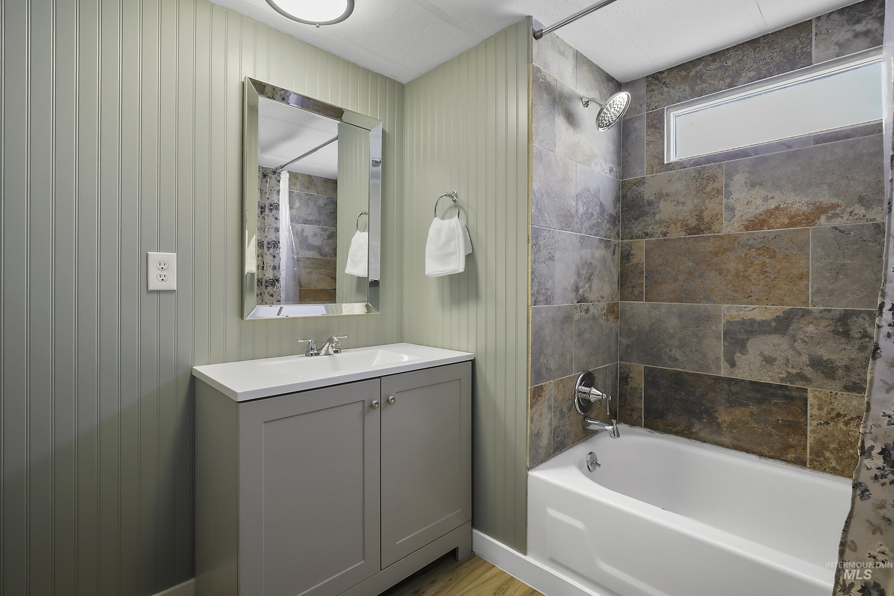 631 Warner Ave. #18, Lewiston, Idaho 83501, 2 Bedrooms, 1 Bathroom, Residential For Sale, Price $72,500,MLS 98973217