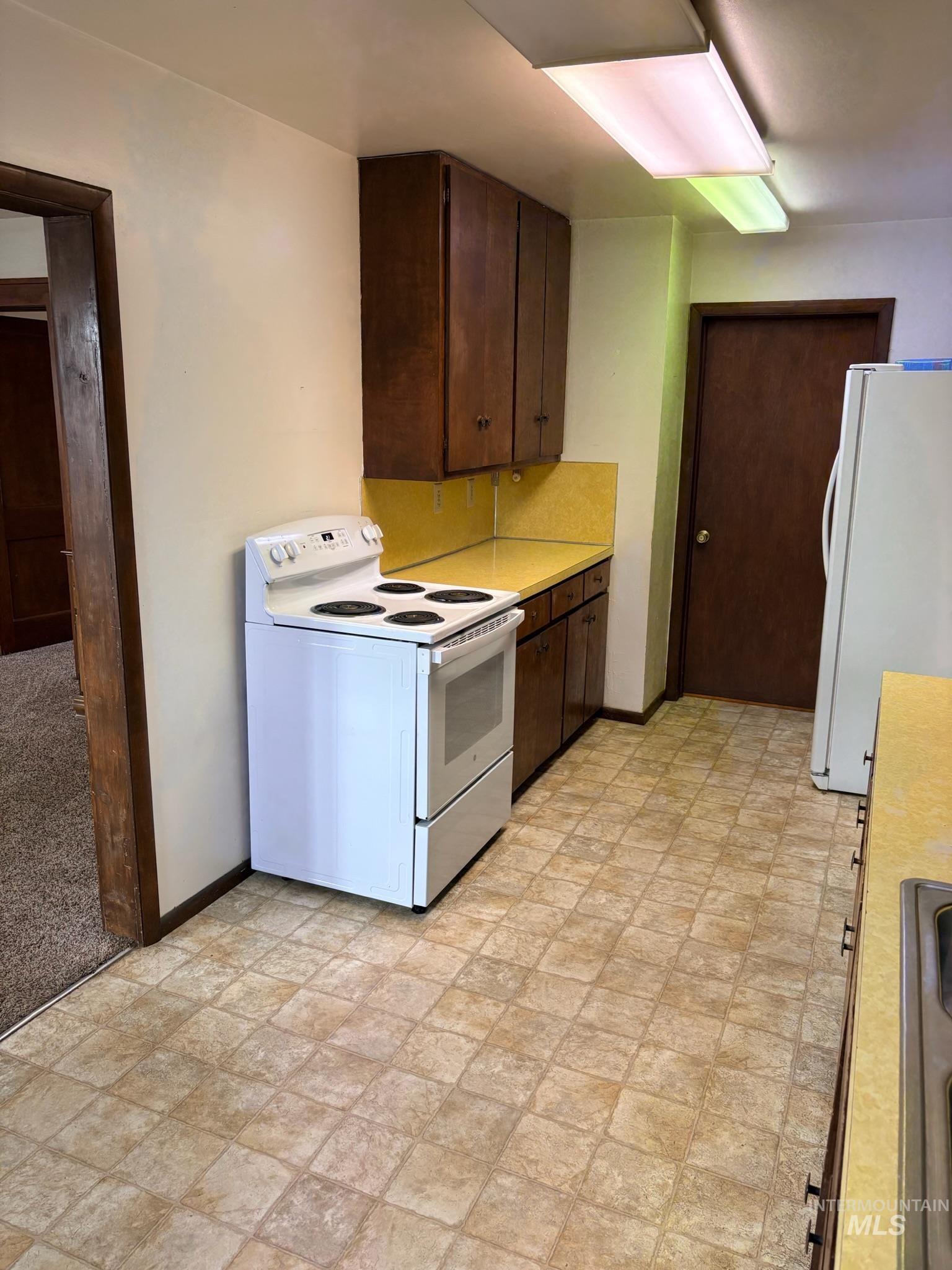 627 SW 3rd St., Fruitland, Idaho 83619, 3 Bedrooms, 1.5 Bathrooms, Residential For Sale, Price $279,900,MLS 98973218