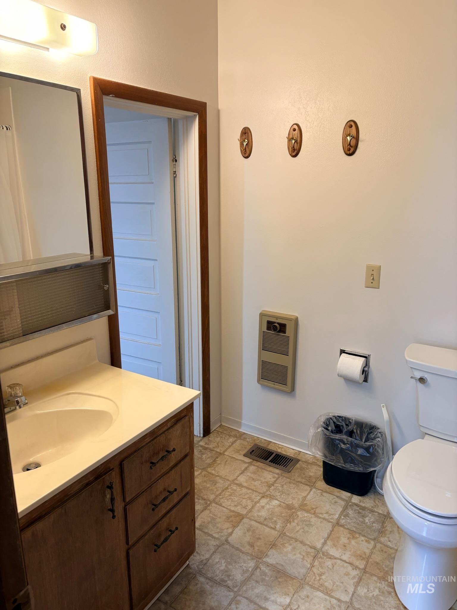 627 SW 3rd St., Fruitland, Idaho 83619, 3 Bedrooms, 1.5 Bathrooms, Residential For Sale, Price $279,900,MLS 98973218