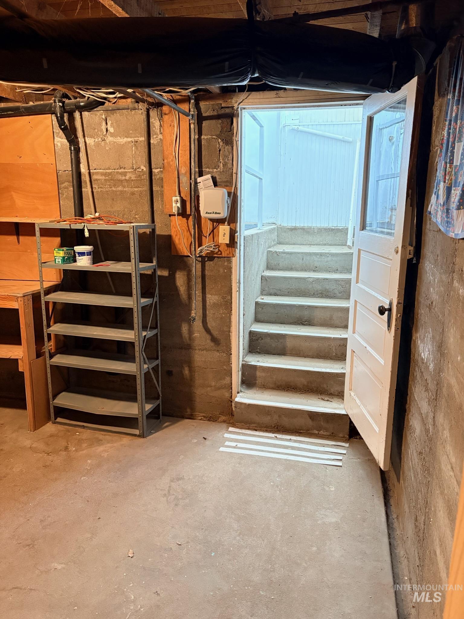 627 SW 3rd St., Fruitland, Idaho 83619, 3 Bedrooms, 1.5 Bathrooms, Residential For Sale, Price $279,900,MLS 98973218