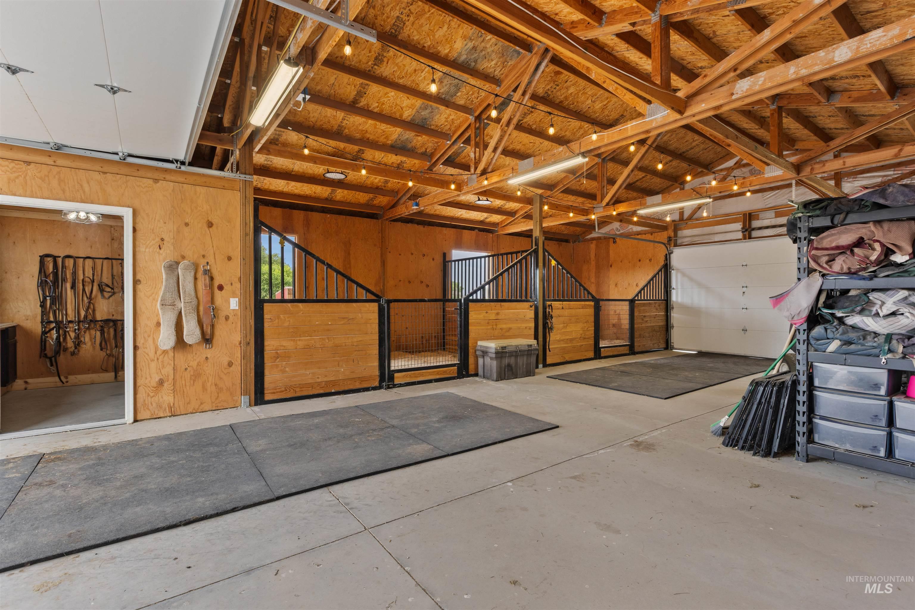 2635 Berglund, Emmett, Idaho 83617, 3 Bedrooms, 3.5 Bathrooms, Residential For Sale, Price $998,000,MLS 98973220