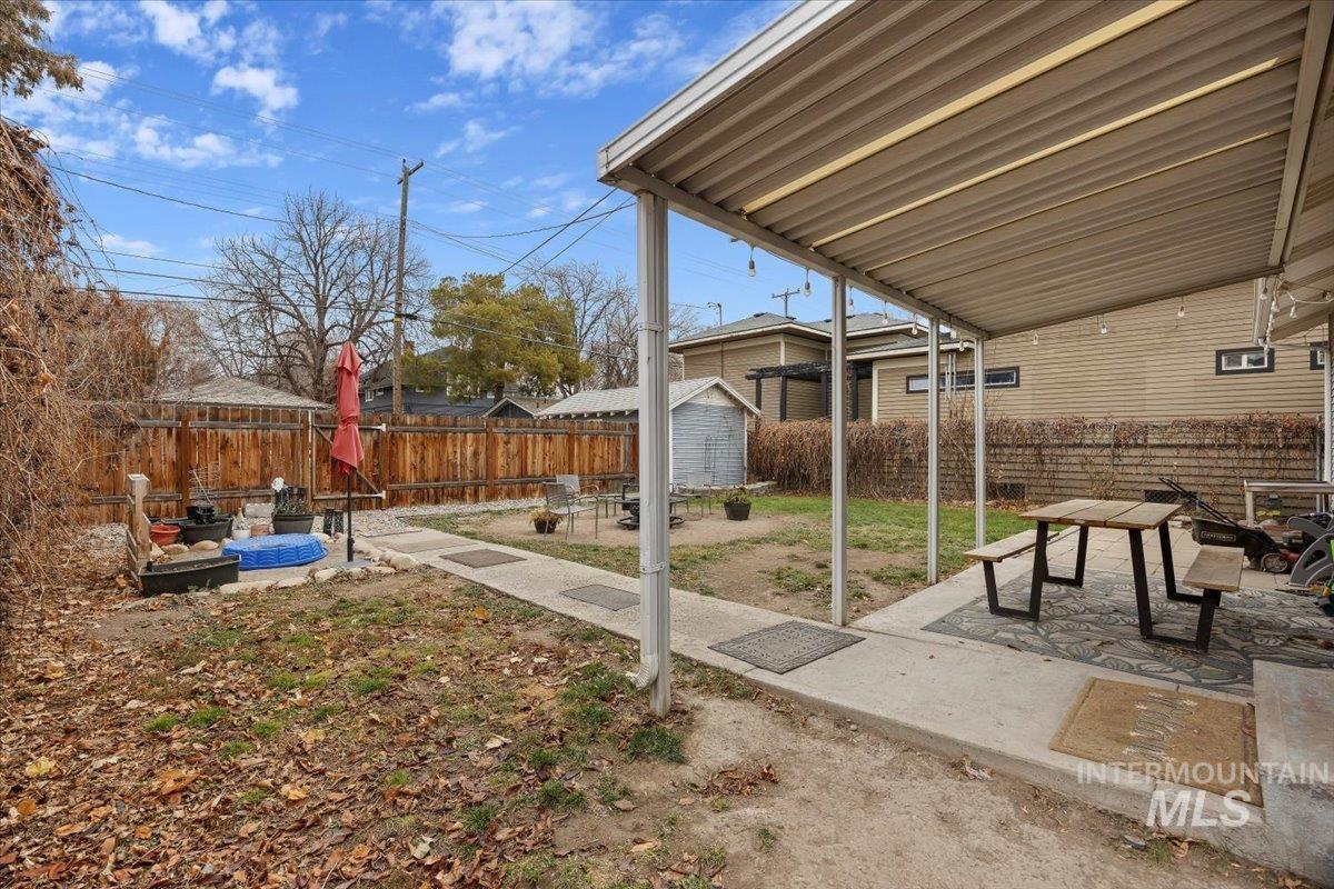 210 7th Ave N, Twin Falls, Idaho 83301, 3 Bedrooms, 2 Bathrooms, Residential For Sale, Price $309,000,MLS 98973221