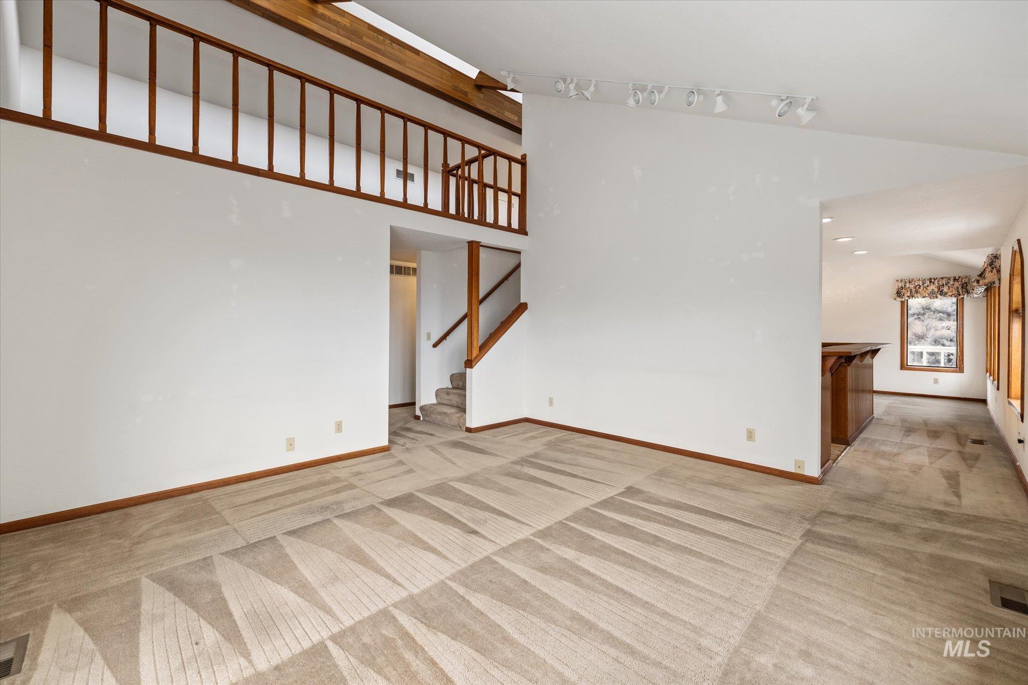 8200 W Spring Creek Way, Boise, Idaho 83714-9667, 3 Bedrooms, 2.5 Bathrooms, Residential For Sale, Price $796,000,MLS 98973222