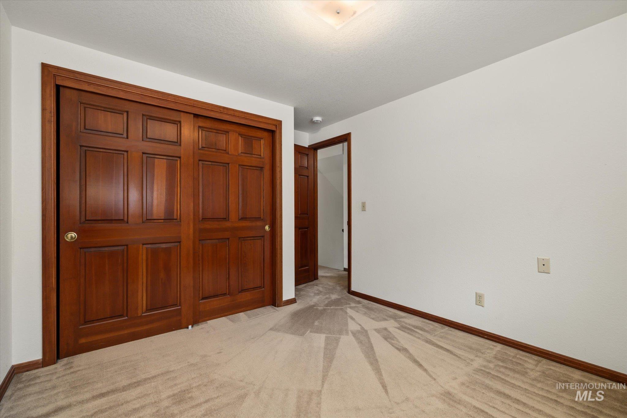 8200 W Spring Creek Way, Boise, Idaho 83714-9667, 3 Bedrooms, 2.5 Bathrooms, Residential For Sale, Price $796,000,MLS 98973222