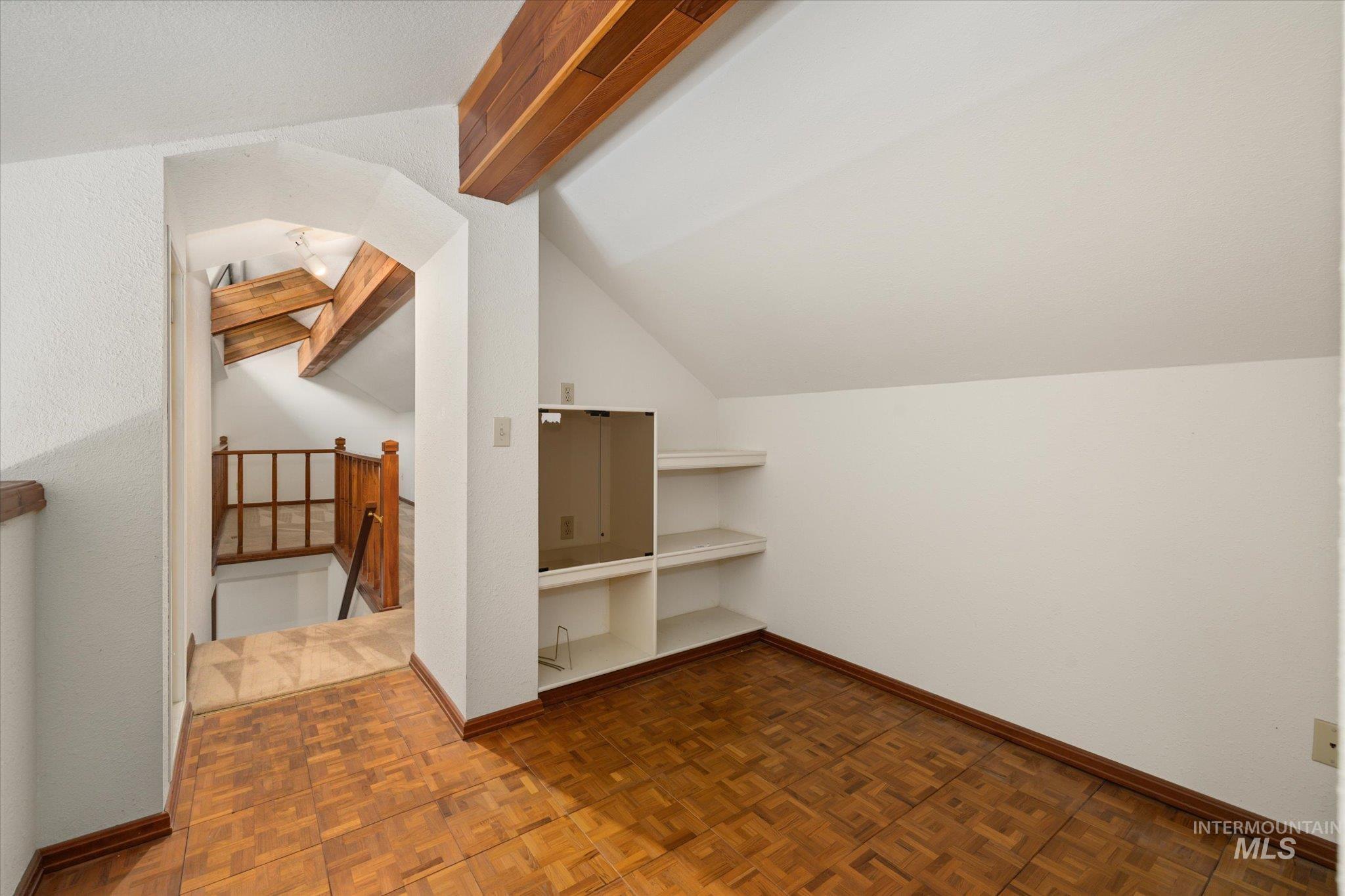 8200 W Spring Creek Way, Boise, Idaho 83714-9667, 3 Bedrooms, 2.5 Bathrooms, Residential For Sale, Price $796,000,MLS 98973222