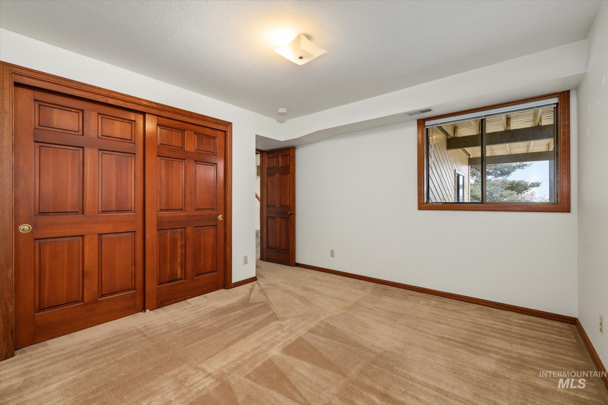 8200 W Spring Creek Way, Boise, Idaho 83714-9667, 3 Bedrooms, 2.5 Bathrooms, Residential For Sale, Price $796,000,MLS 98973222