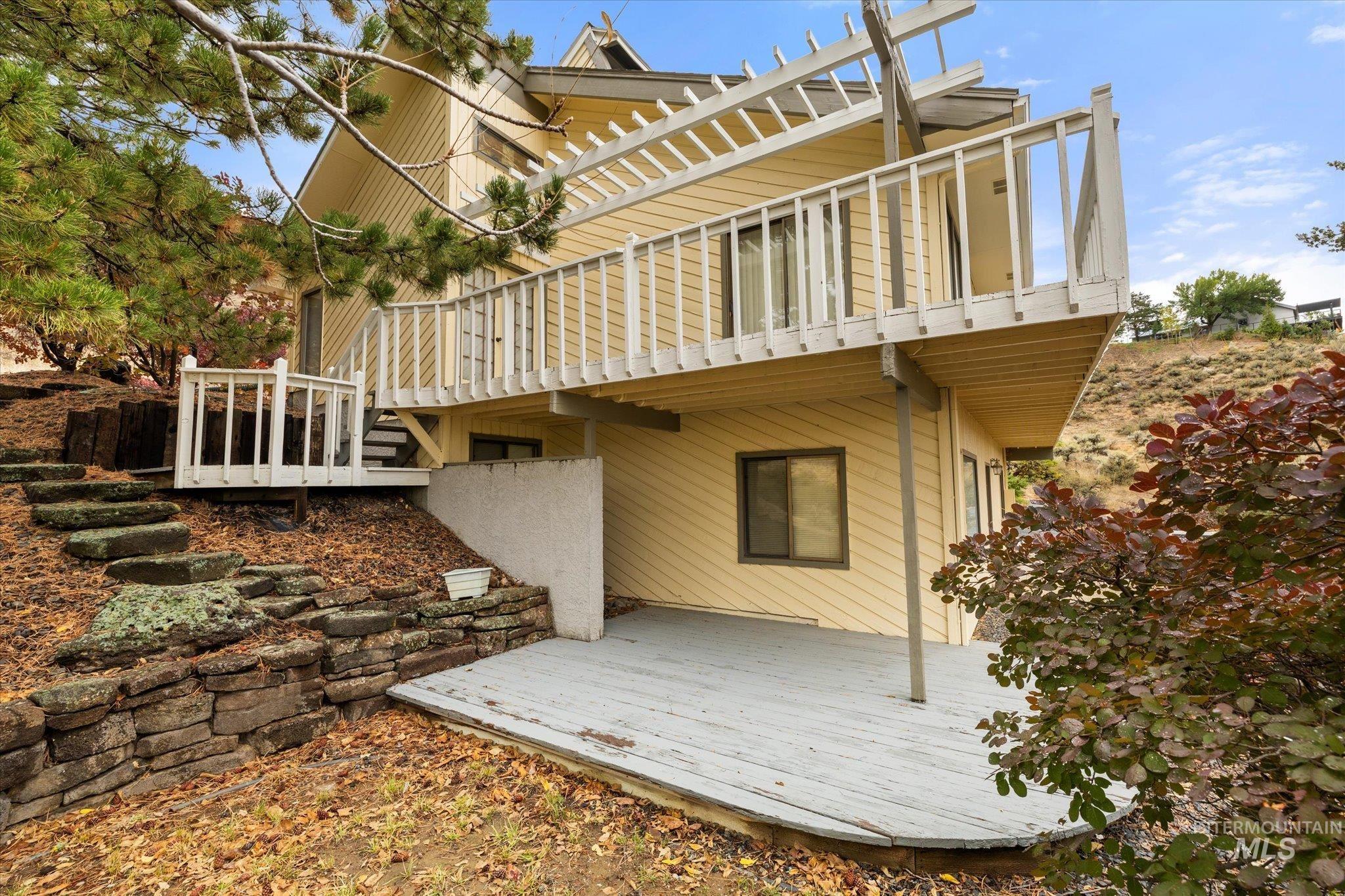 8200 W Spring Creek Way, Boise, Idaho 83714-9667, 3 Bedrooms, 2.5 Bathrooms, Residential For Sale, Price $796,000,MLS 98973222