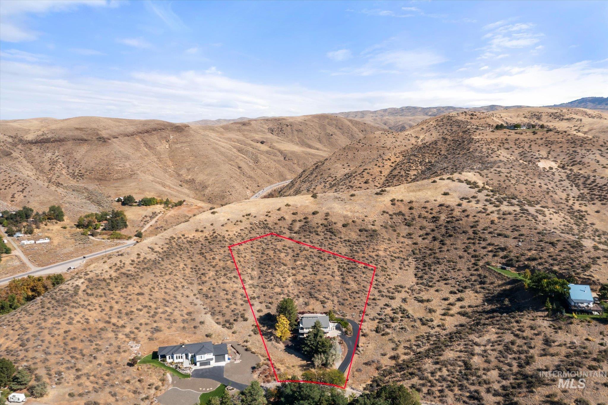 8200 W Spring Creek Way, Boise, Idaho 83714-9667, 3 Bedrooms, 2.5 Bathrooms, Residential For Sale, Price $796,000,MLS 98973222