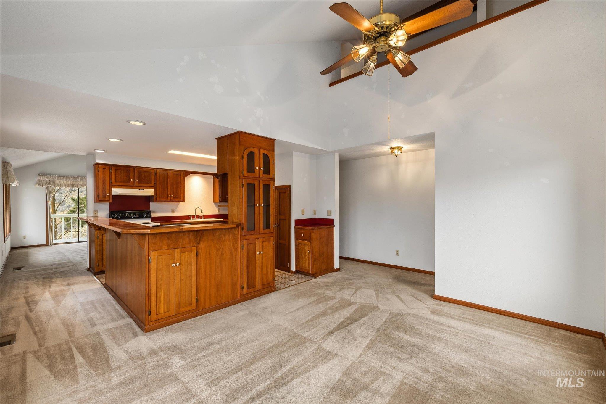 8200 W Spring Creek Way, Boise, Idaho 83714-9667, 3 Bedrooms, 2.5 Bathrooms, Residential For Sale, Price $796,000,MLS 98973222