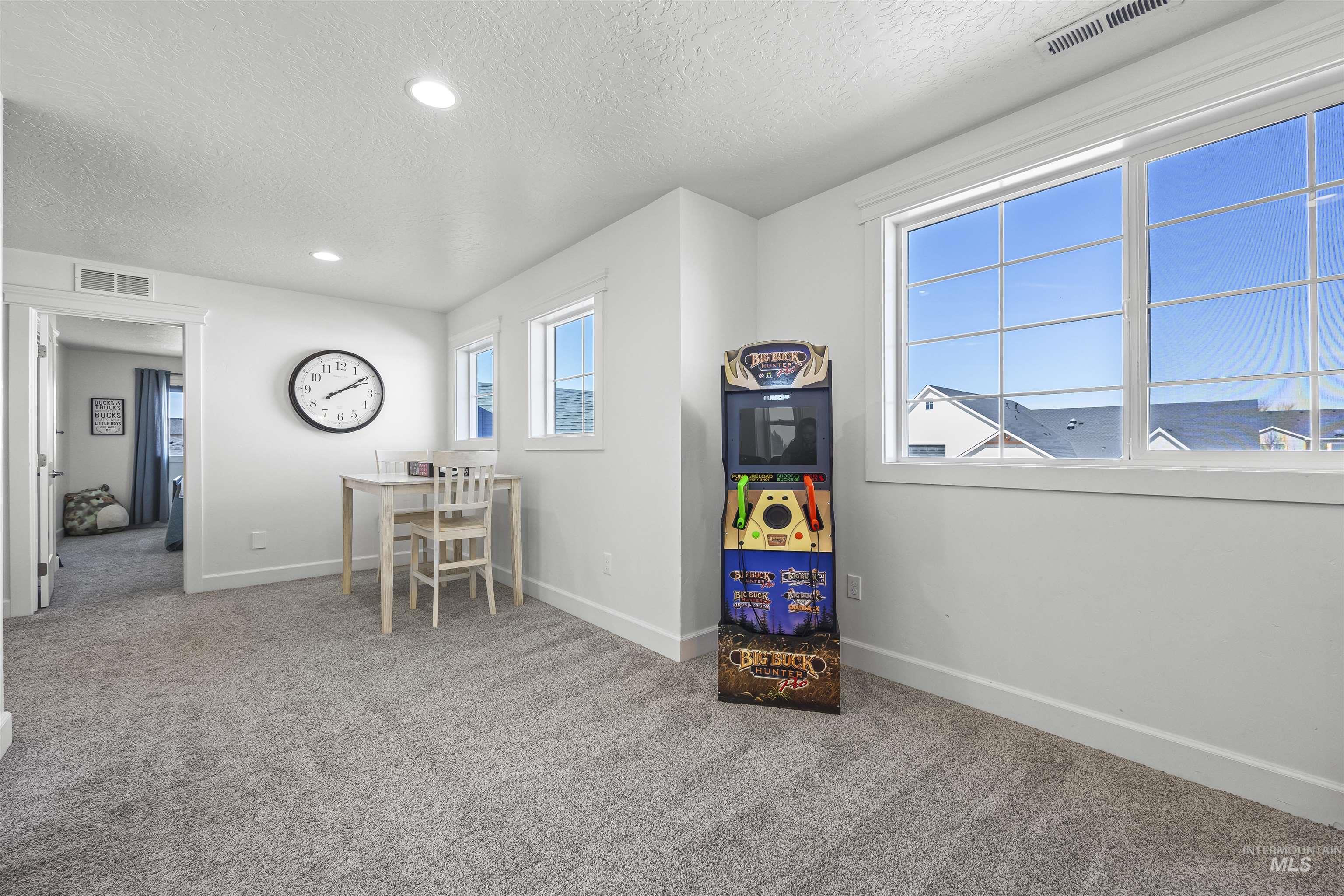 387 Fox Lantern Ct, Middleton, Idaho 83644, 4 Bedrooms, 2.5 Bathrooms, Residential For Sale, Price $689,000,MLS 98973226