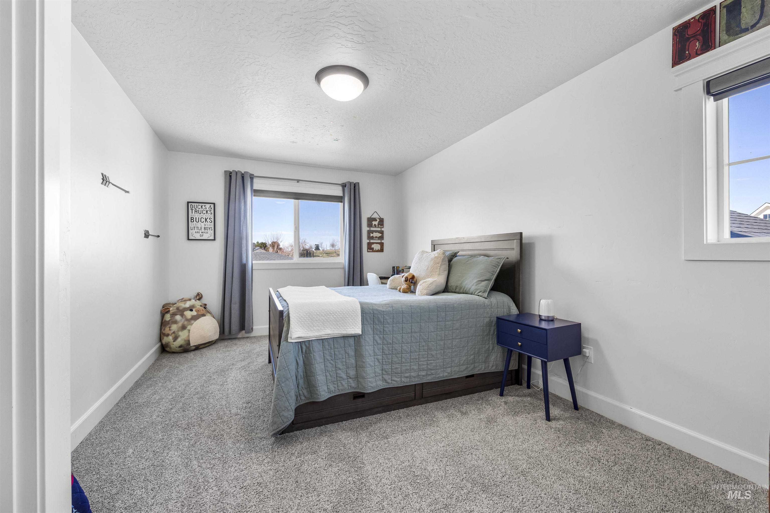 387 Fox Lantern Ct, Middleton, Idaho 83644, 4 Bedrooms, 2.5 Bathrooms, Residential For Sale, Price $689,000,MLS 98973226