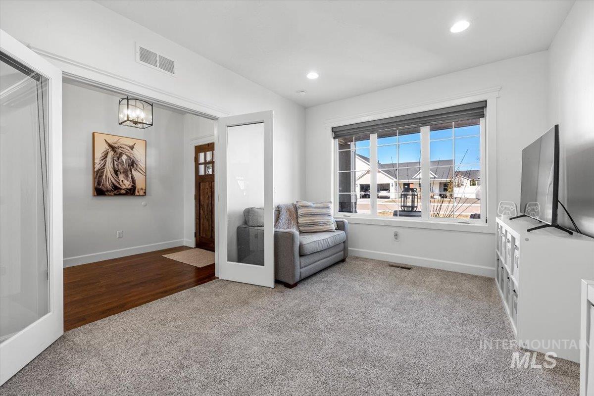 387 Fox Lantern Ct, Middleton, Idaho 83644, 4 Bedrooms, 2.5 Bathrooms, Residential For Sale, Price $689,000,MLS 98973226