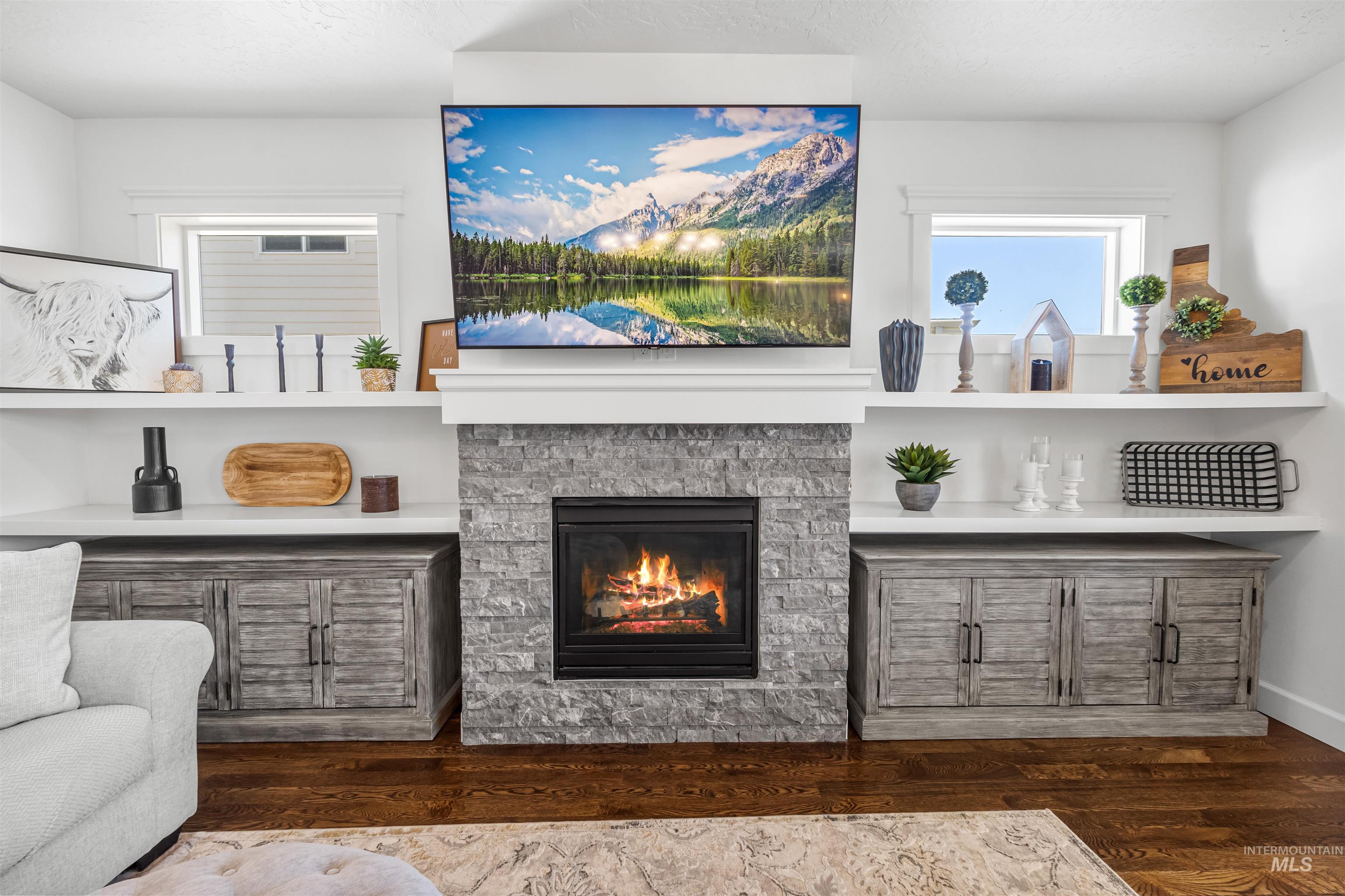 387 Fox Lantern Ct, Middleton, Idaho 83644, 4 Bedrooms, 2.5 Bathrooms, Residential For Sale, Price $689,000,MLS 98973226