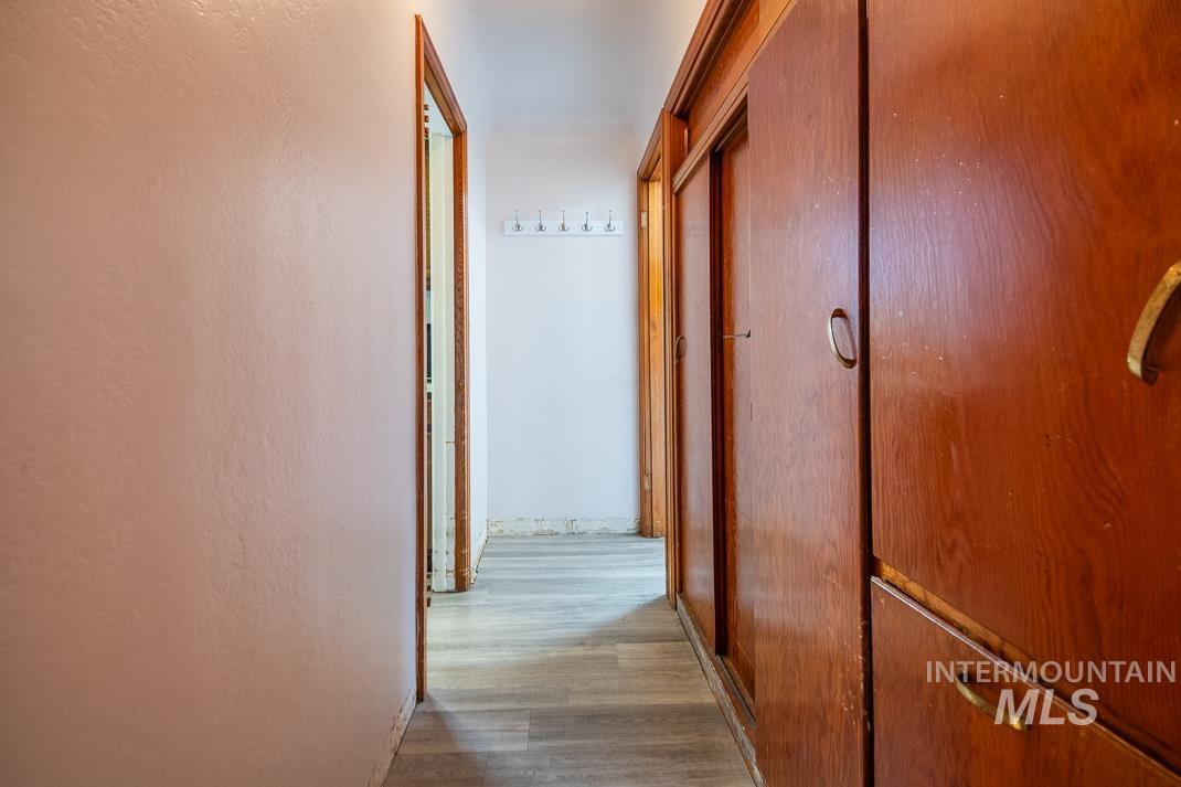 119 S. Holly Street, Nampa, Idaho 83686, 5 Bedrooms, 2 Bathrooms, Residential For Sale, Price $475,000,MLS 98973227