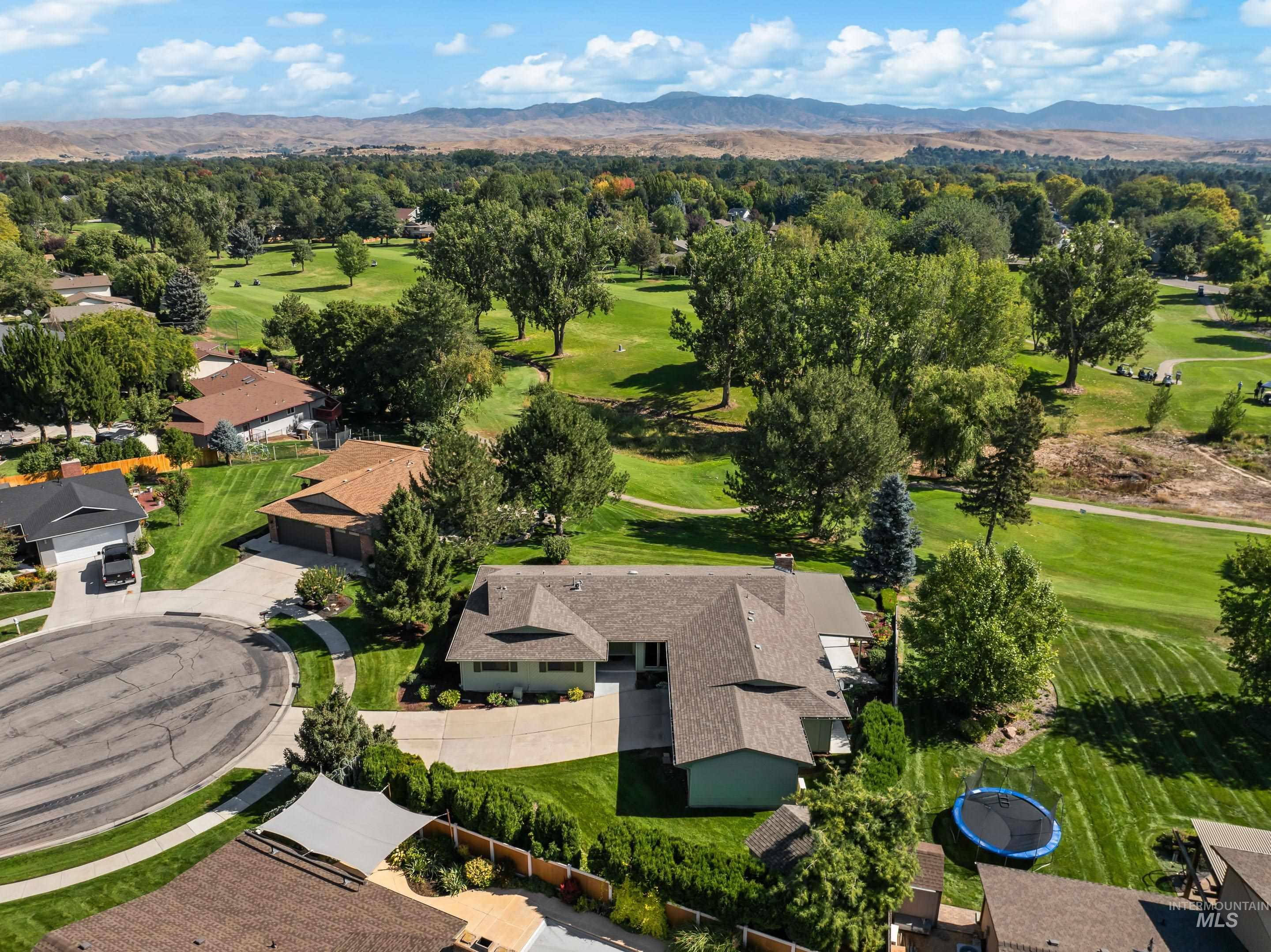 918 N Eagle Hills Way, Eagle, Idaho 83616-5214, 4 Bedrooms, 2 Bathrooms, Residential For Sale, Price $625,000,MLS 98973229