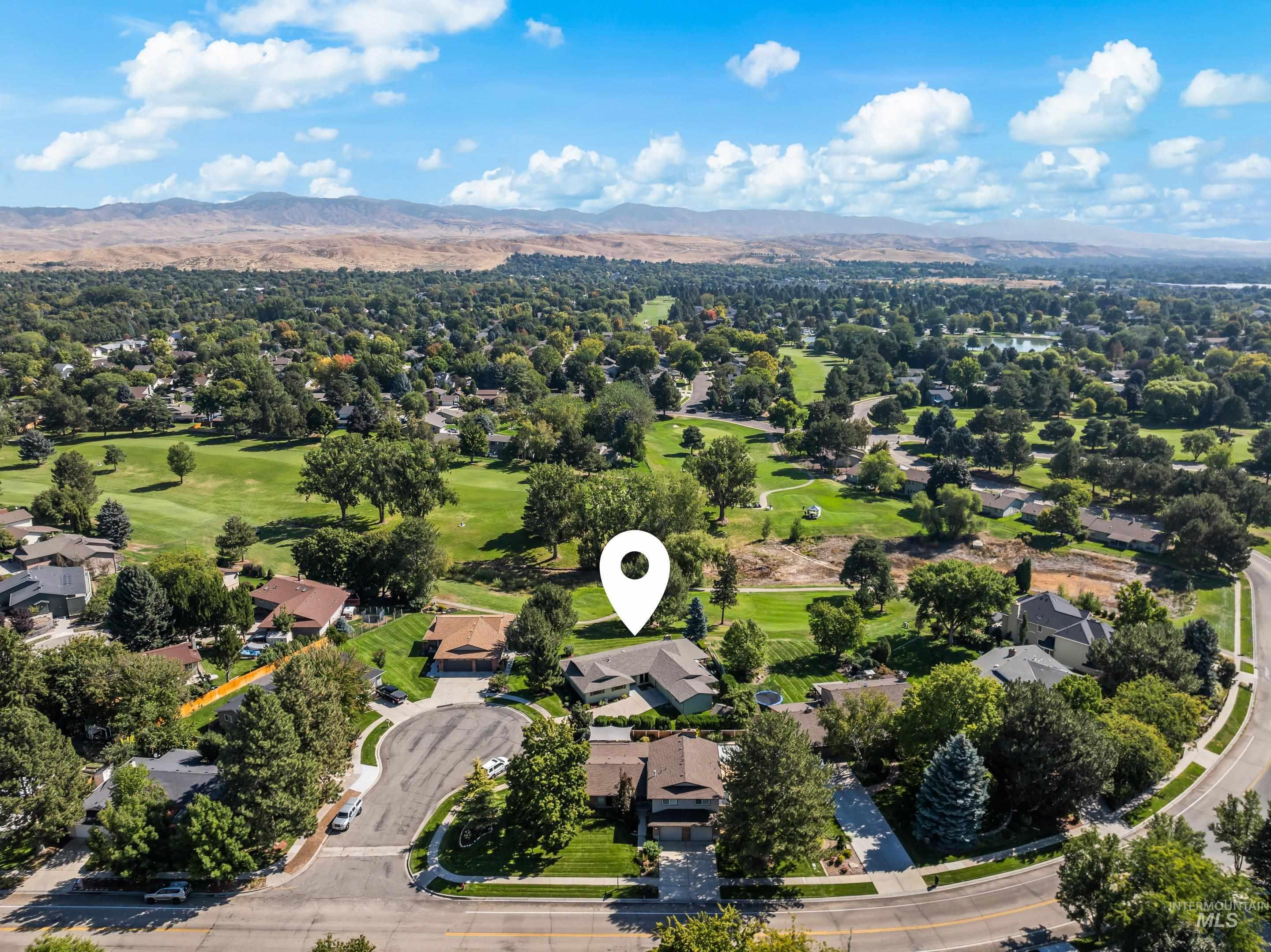 918 N Eagle Hills Way, Eagle, Idaho 83616-5214, 4 Bedrooms, 2 Bathrooms, Residential For Sale, Price $625,000,MLS 98973229