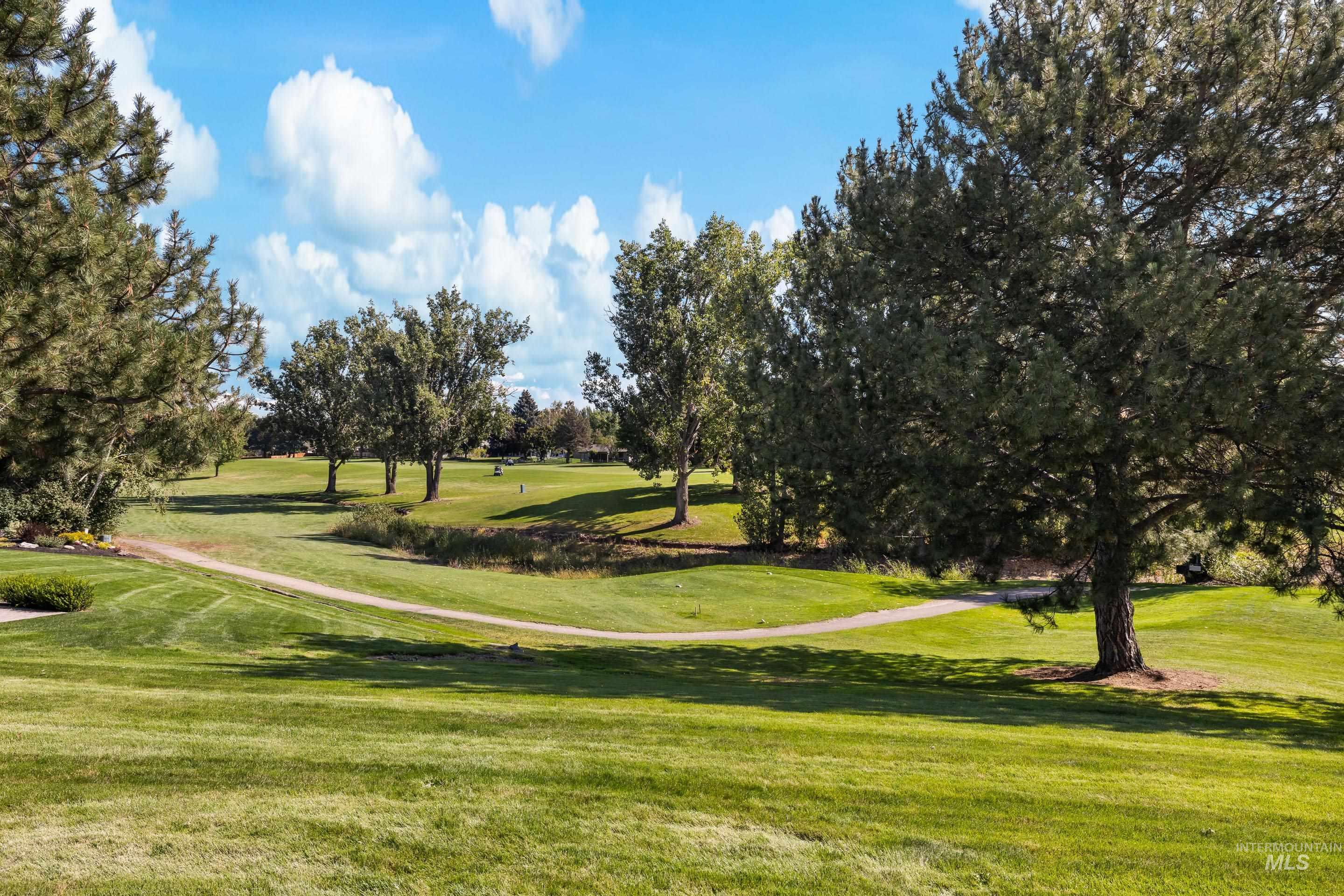 918 N Eagle Hills Way, Eagle, Idaho 83616-5214, 4 Bedrooms, 2 Bathrooms, Residential For Sale, Price $625,000,MLS 98973229