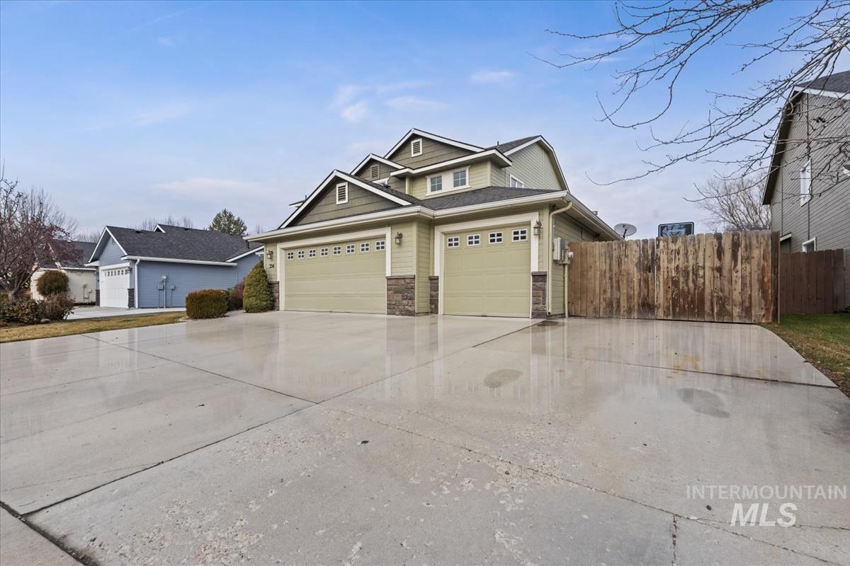 334 E Santiago Dr, Meridian, Idaho 83646, 4 Bedrooms, 2.5 Bathrooms, Residential For Sale, Price $537,499,MLS 98973230