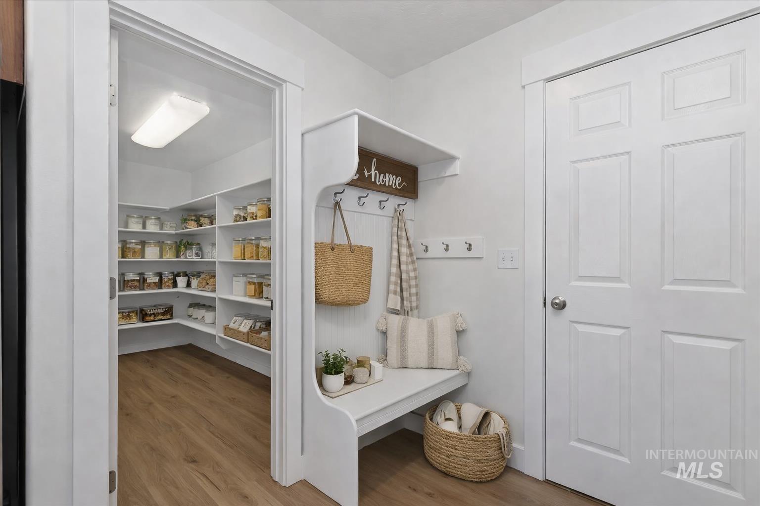 334 E Santiago Dr, Meridian, Idaho 83646, 4 Bedrooms, 2.5 Bathrooms, Residential For Sale, Price $537,499, 98973230