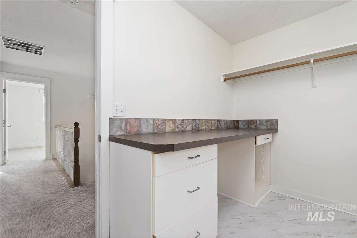 334 E Santiago Dr, Meridian, Idaho 83646, 4 Bedrooms, 2.5 Bathrooms, Residential For Sale, Price $537,499,MLS 98973230