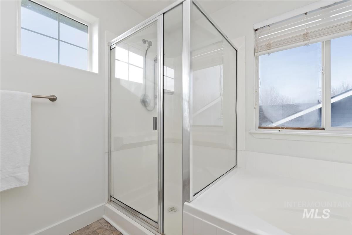 334 E Santiago Dr, Meridian, Idaho 83646, 4 Bedrooms, 2.5 Bathrooms, Residential For Sale, Price $537,499,MLS 98973230