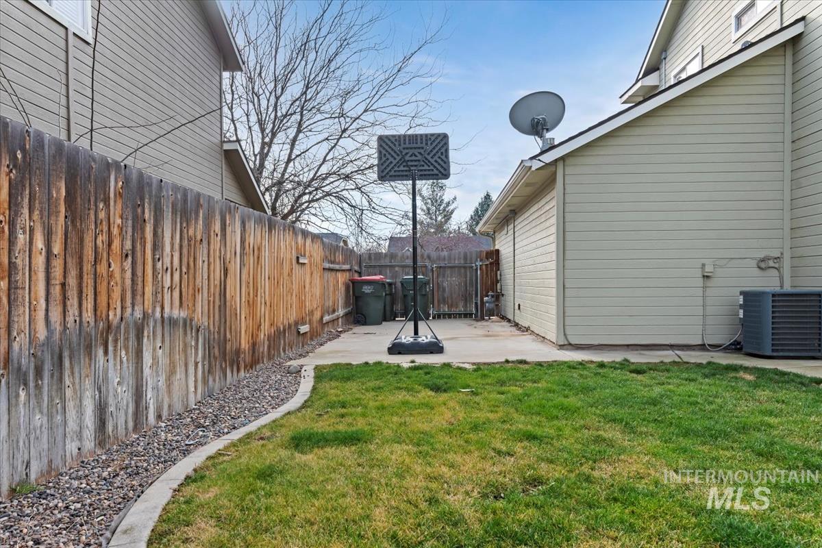 334 E Santiago Dr, Meridian, Idaho 83646, 4 Bedrooms, 2.5 Bathrooms, Residential For Sale, Price $537,499, 98973230