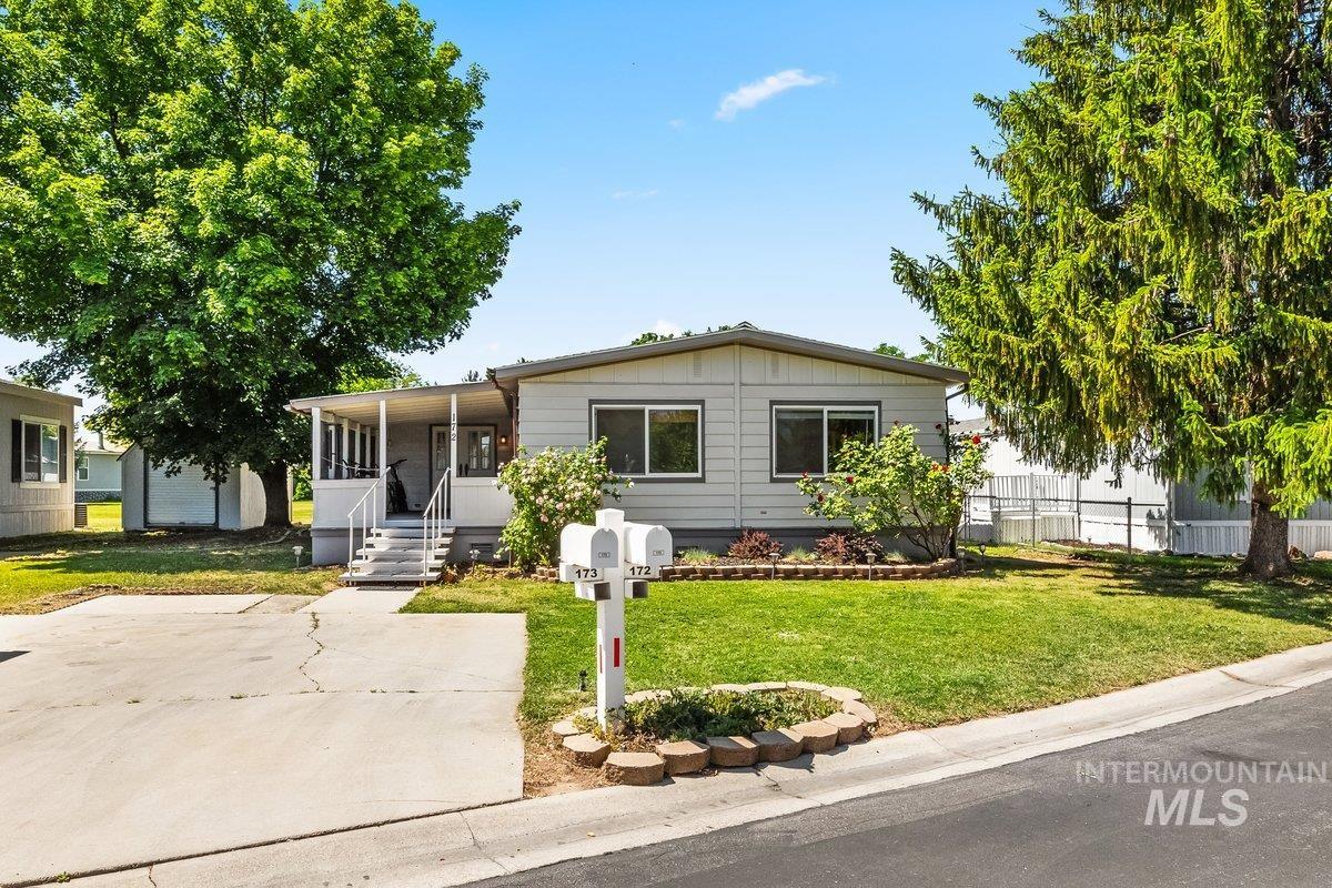 700 E Fairview, Meridian, Idaho 83642, 3 Bedrooms, 2 Bathrooms, Residential For Sale, Price $164,900,MLS 98973231