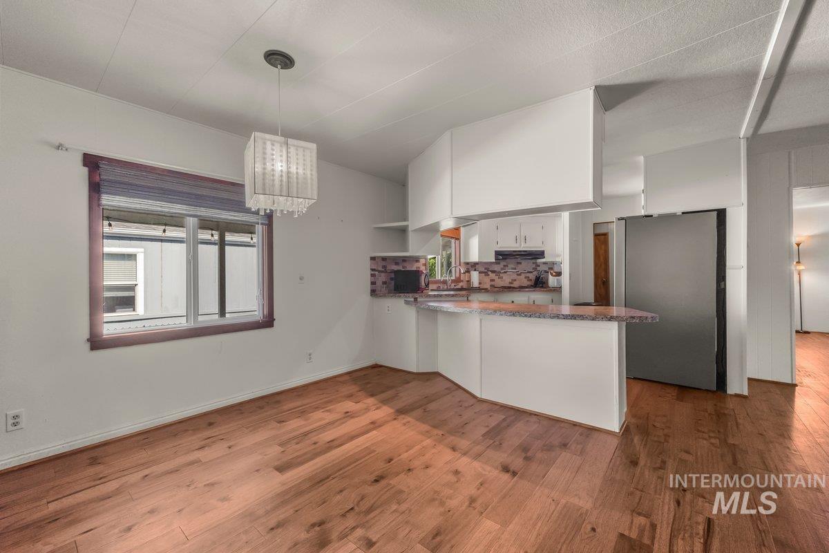 700 E Fairview, Meridian, Idaho 83642, 3 Bedrooms, 2 Bathrooms, Residential For Sale, Price $164,900,MLS 98973231