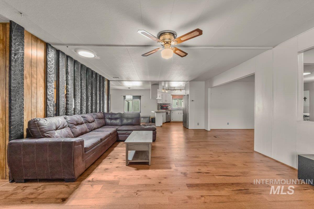 700 E Fairview, Meridian, Idaho 83642, 3 Bedrooms, 2 Bathrooms, Residential For Sale, Price $164,900,MLS 98973231