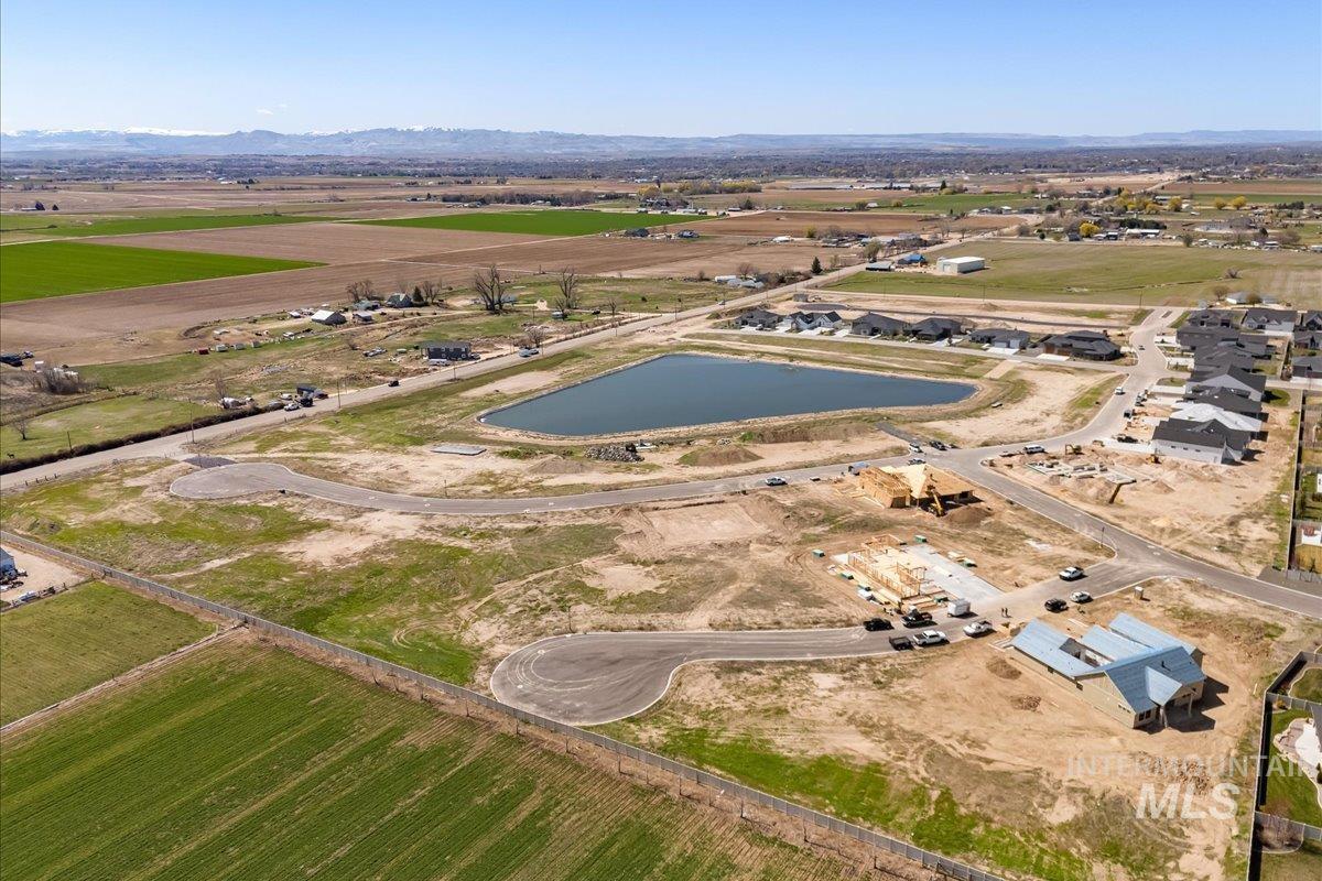 7580 E Midberry Ct., Nampa, Idaho 83687, 3 Bedrooms, 3 Bathrooms, Residential For Sale, Price $1,000,000,MLS 98973234