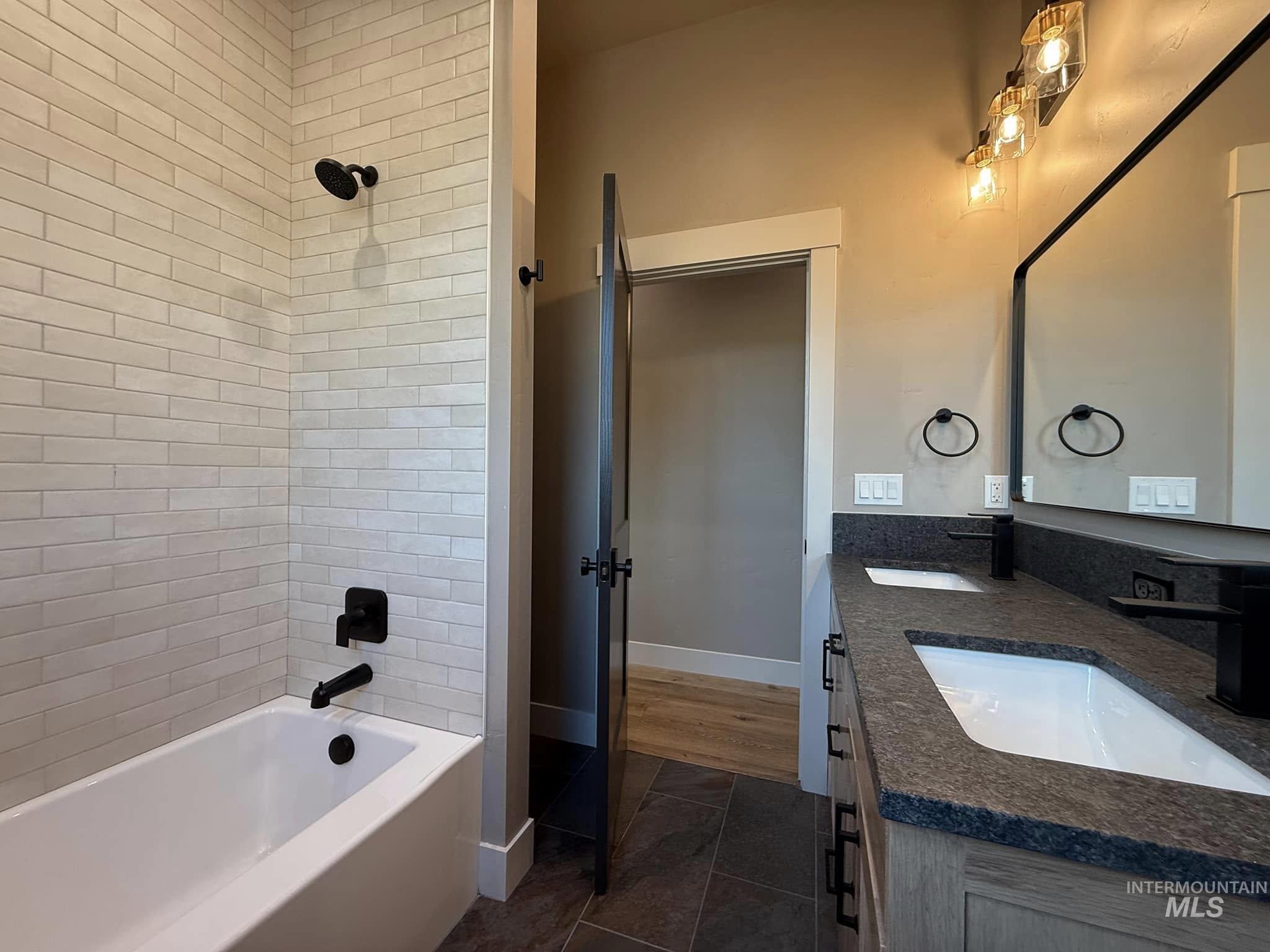 7580 E Midberry Ct., Nampa, Idaho 83687, 3 Bedrooms, 3 Bathrooms, Residential For Sale, Price $1,000,000,MLS 98973234