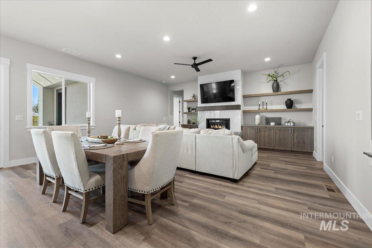 5718 W Polecat Dr., Eagle, Idaho 83616, 4 Bedrooms, 3.5 Bathrooms, Residential For Sale, Price $959,999,MLS 98973236