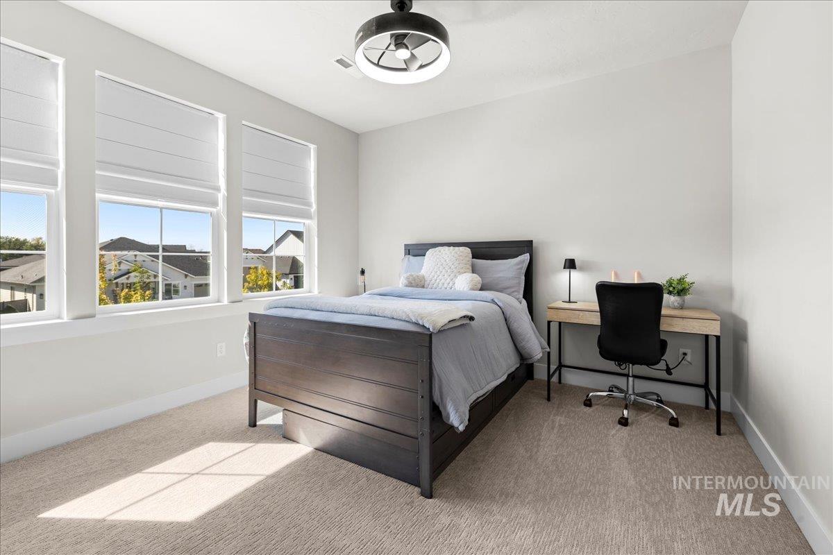 5718 W Polecat Dr., Eagle, Idaho 83616, 4 Bedrooms, 3.5 Bathrooms, Residential For Sale, Price $959,999,MLS 98973236