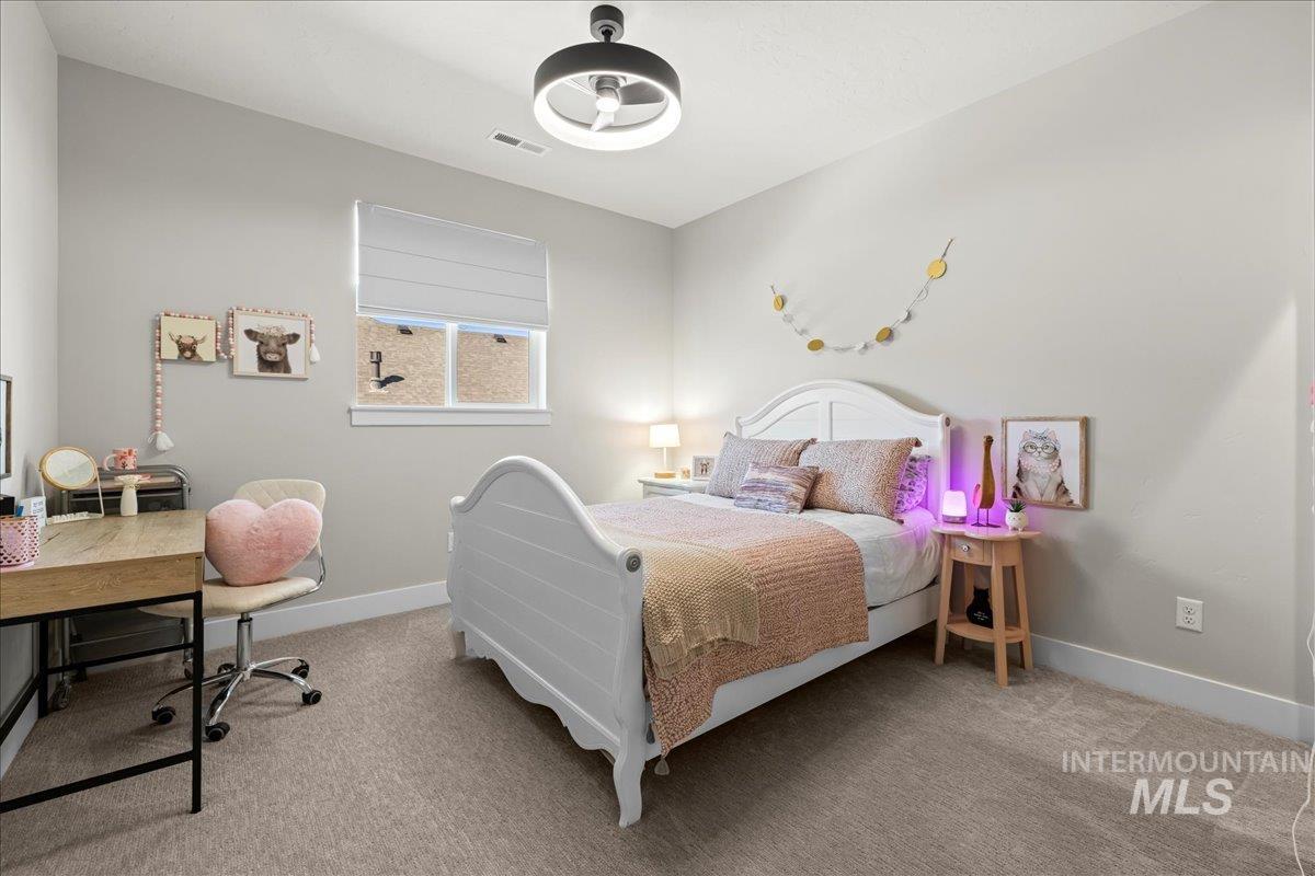 5718 W Polecat Dr., Eagle, Idaho 83616, 4 Bedrooms, 3.5 Bathrooms, Residential For Sale, Price $959,999,MLS 98973236