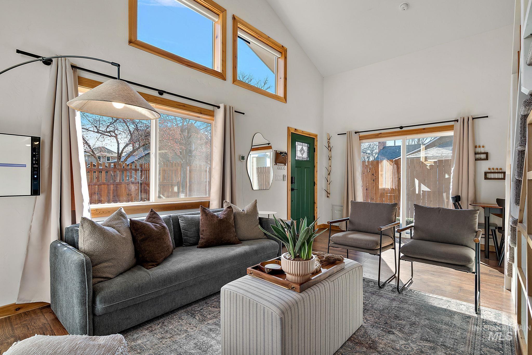 501/503 26th St, Boise, Idaho 83702, 4 Bedrooms, 3 Bathrooms, Residential For Sale, Price $949,900,MLS 98973237