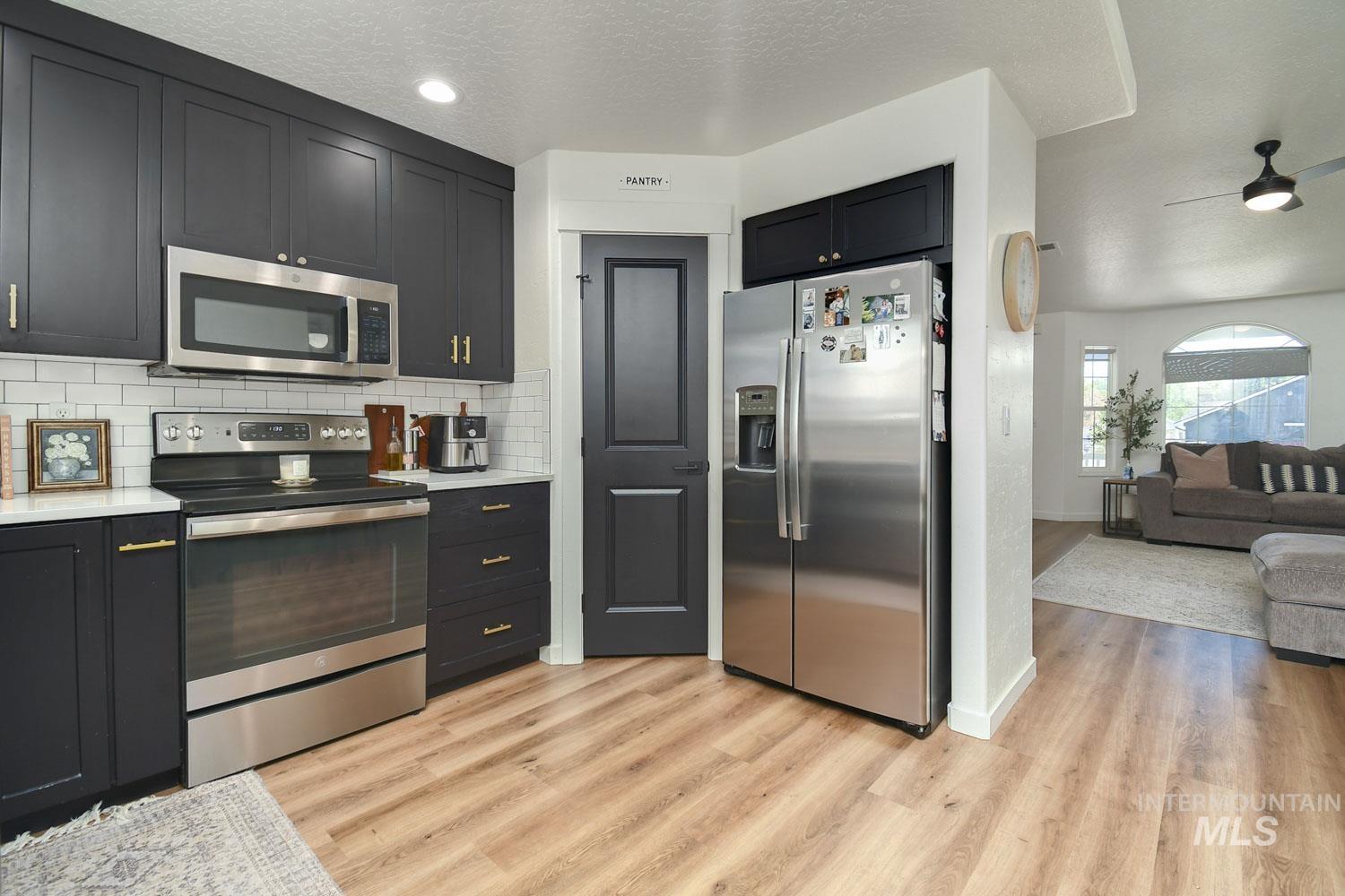 3205 S Malad Dr, Nampa, Idaho 83686, 4 Bedrooms, 2 Bathrooms, Residential For Sale, Price $385,990,MLS 98973241