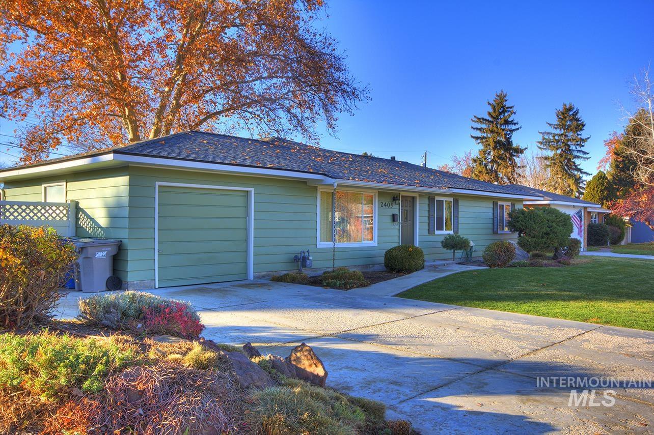 2403 N Weaver Circle, Boise, Idaho 83704, 3 Bedrooms, 2 Bathrooms, Residential For Sale, Price $449,900,MLS 98973242